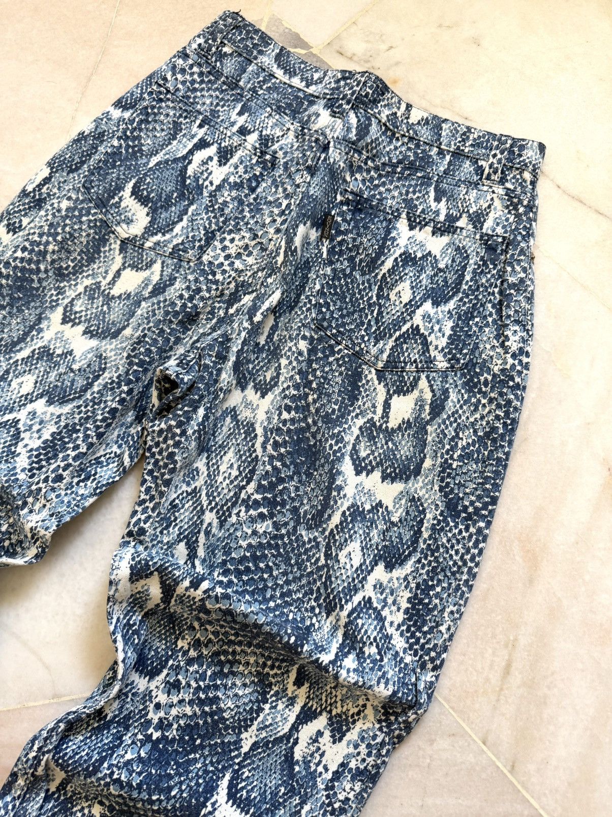 If Six Was Nine 2000s Vintage Equinox Inspired hysteric Blue snake print Size US 28 / EU 44 - 7 Thumbnail