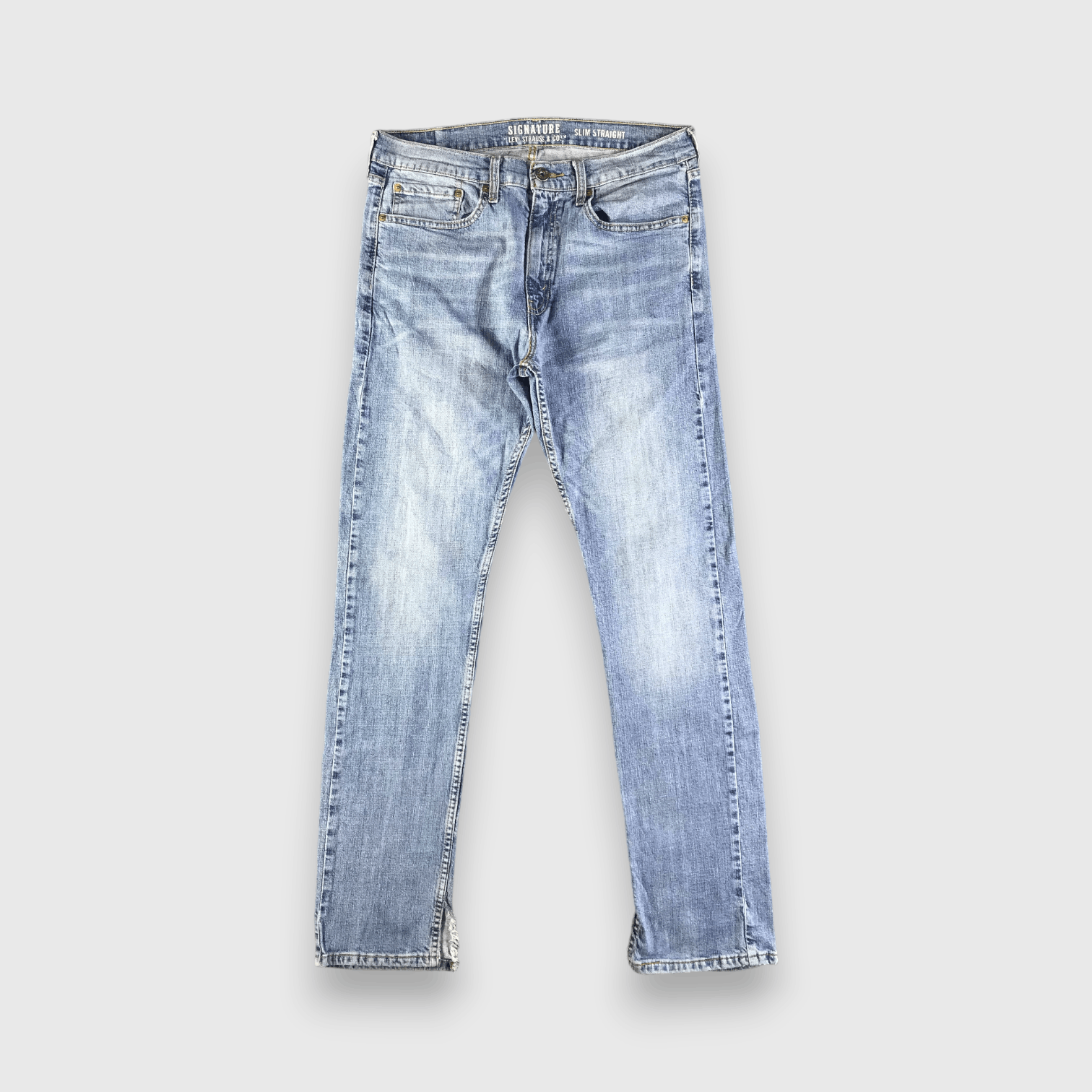 Levi's Vintage Blue Wash Levis Signature Jeans-J3391 Size 34" / US 12 / IT 48 - 1 Thumbnail
