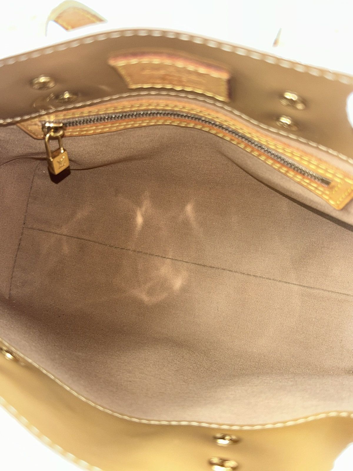 Louis Vuitton Louis Vuitton PM Reade Verni Hand Bag Size ONE SIZE - 5 Thumbnail