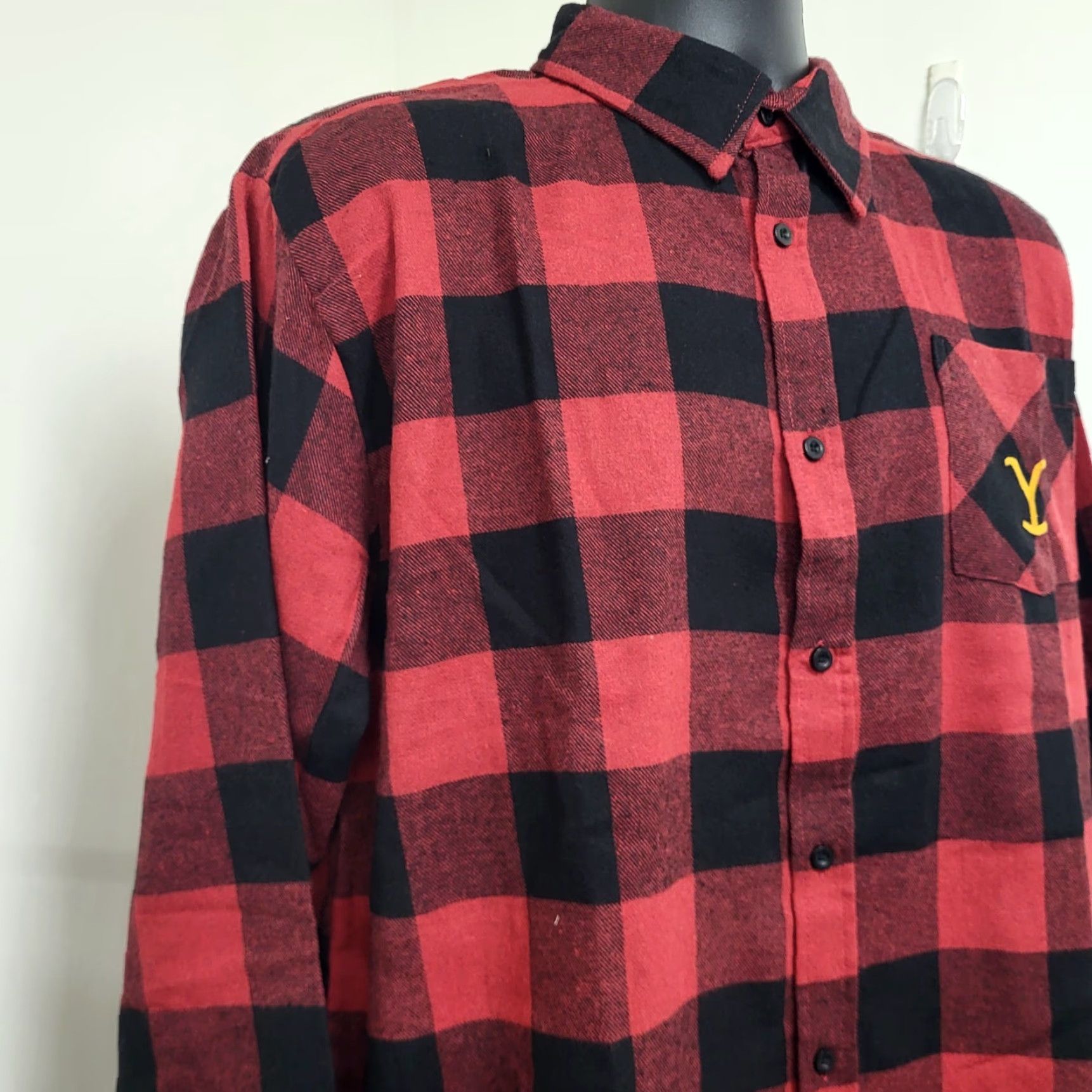 Vintage Yellowstone Shirt Mens Size 2XLarge Red & Black Flannel Long Sleeve Dutton Ranch Size US XXL / EU 58 / 5 - 6 Thumbnail