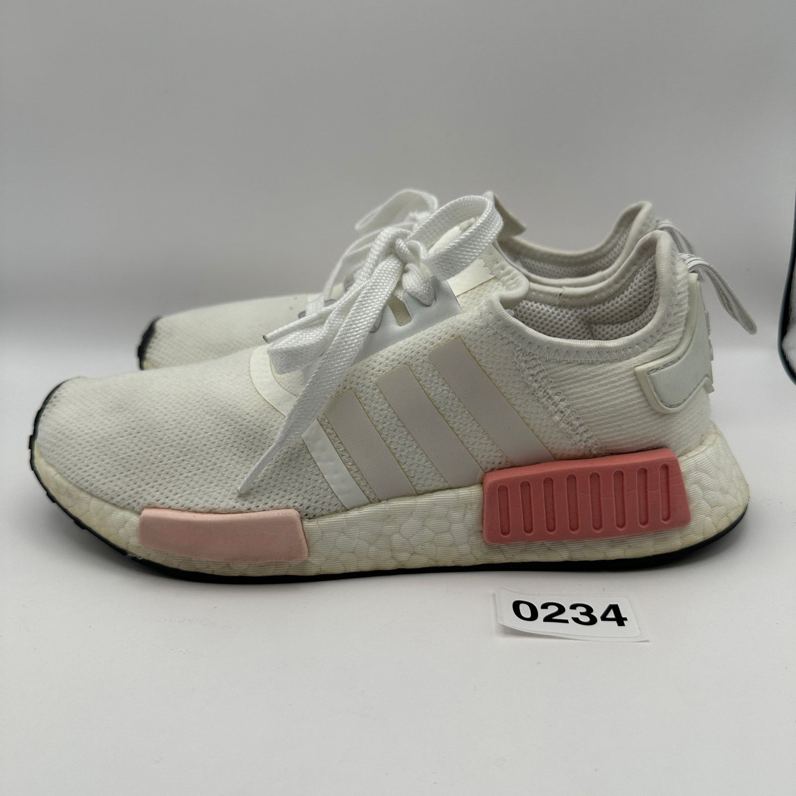 Adidas ADIDAS NMD R1 Women's 7.5 BY9952 BOOST Athletic Sneaker Size US 7.5 / IT 37.5 - 2 Thumbnail
