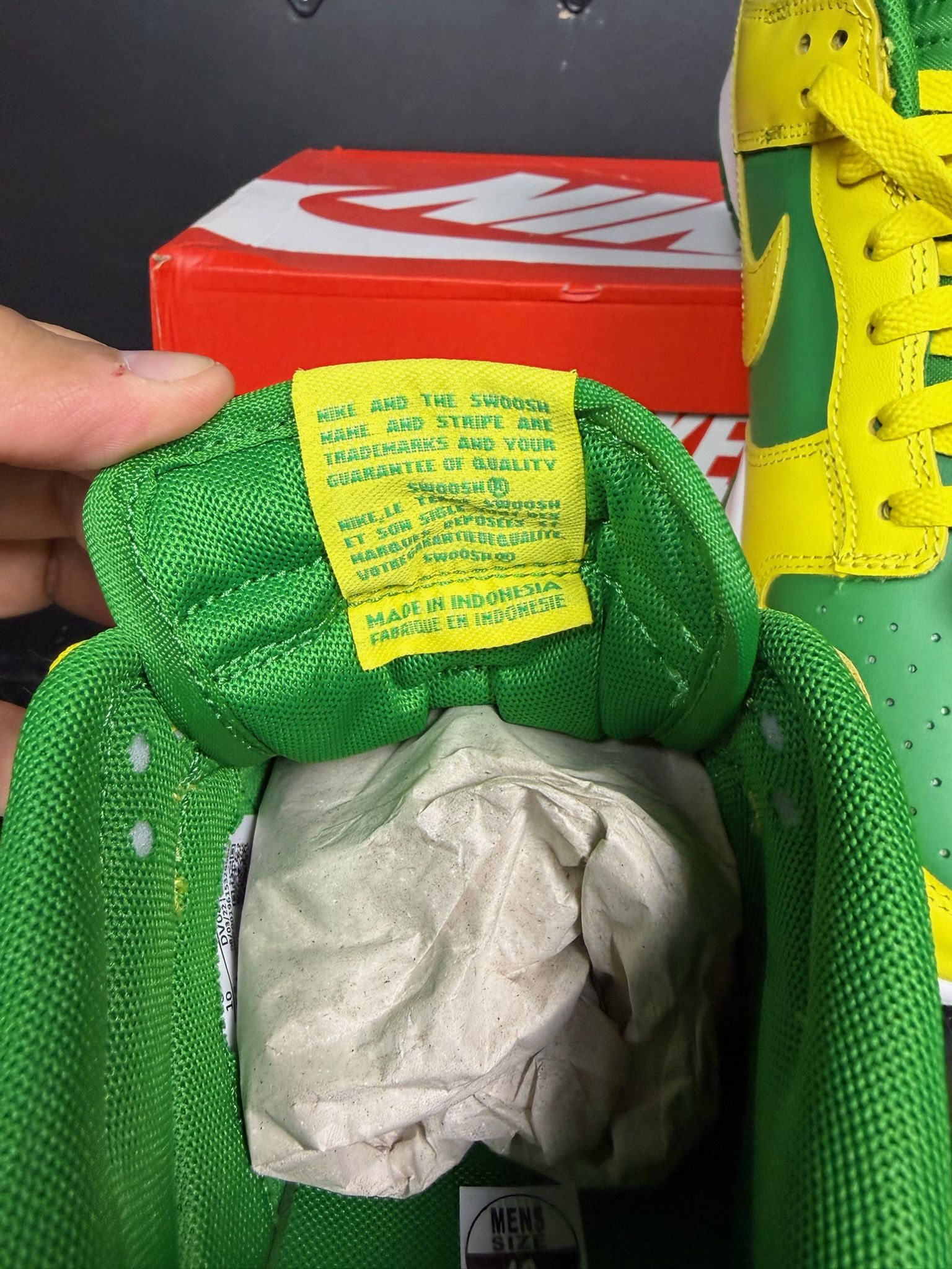 Nike Nike Dunk Low "Reverse Brazil" - Size 10 Size US 10 / EU 43 - 7 Thumbnail
