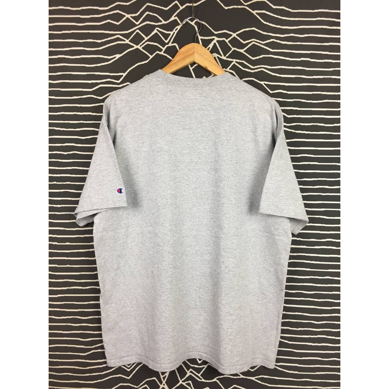 Champion Champion Authentic Tufts Lacrosse Spell Out Logo Tee Size US XL / EU 56 / 4 - 5 Thumbnail