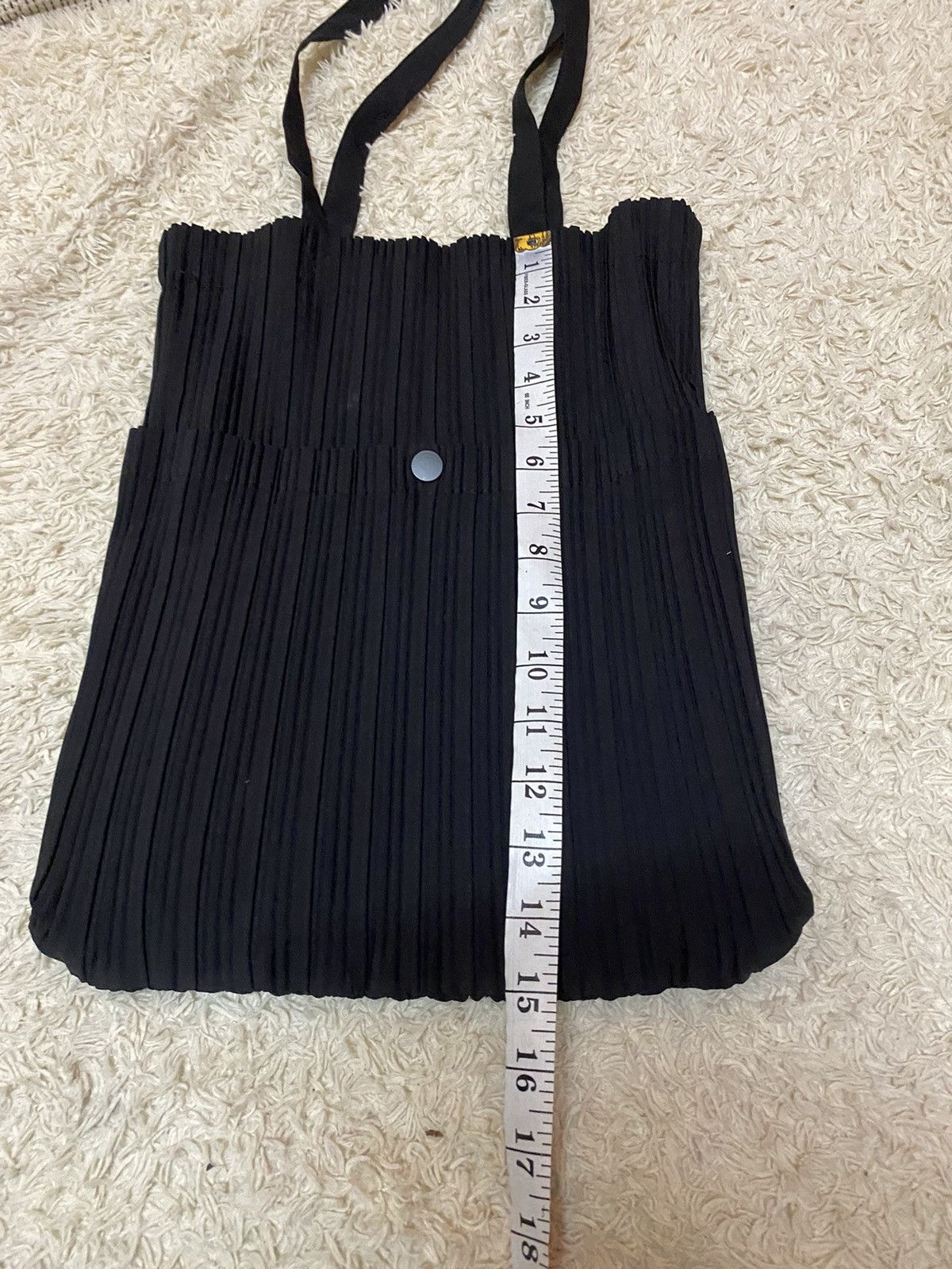 Issey Miyake 🔥HOMME PLISSE ISSEY MIYAKE TOTEBAG BLACK 🔥 Size ONE SIZE - 8 Thumbnail