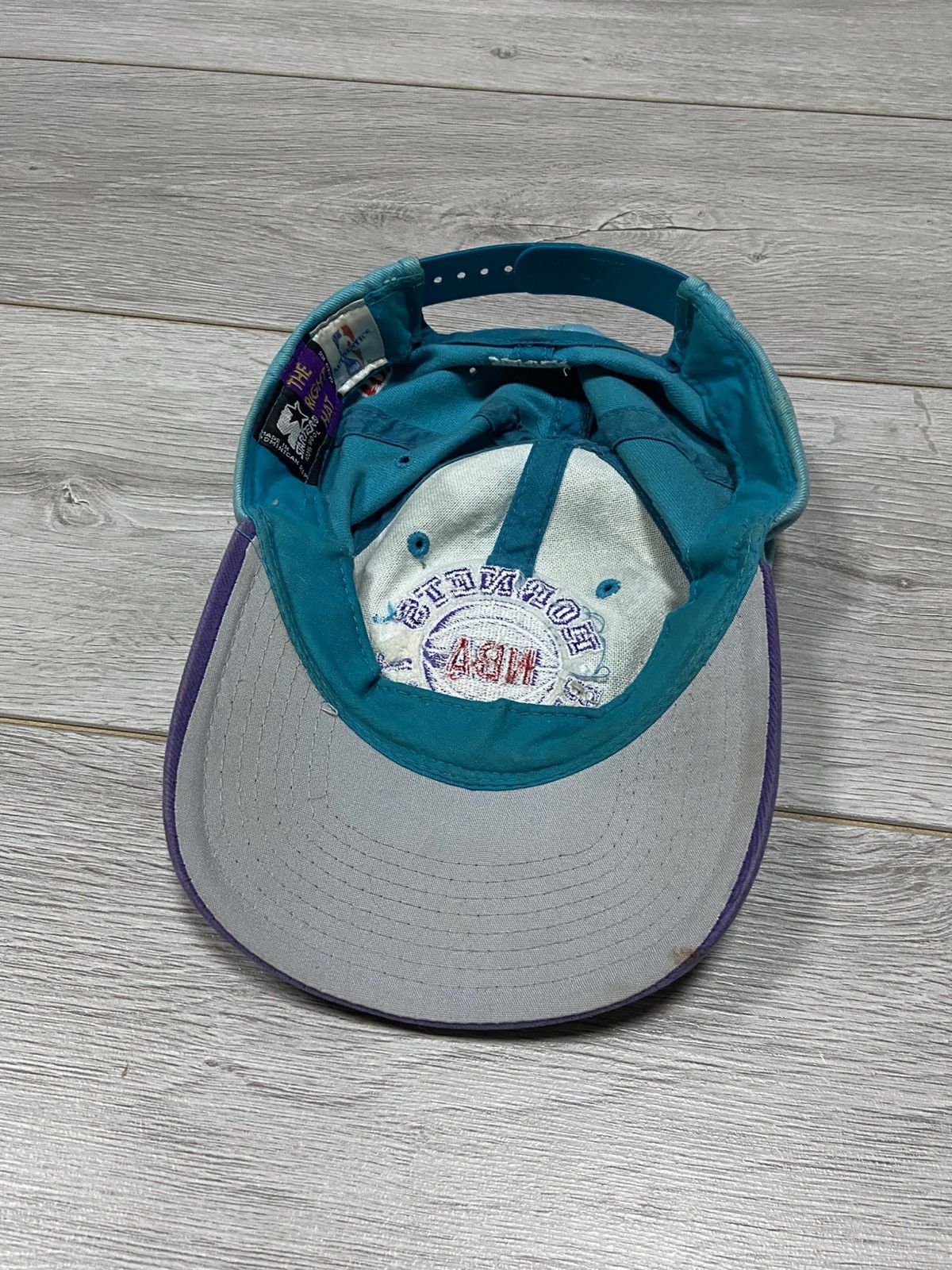 NBA Charlotte Hornets Starter vintage NBA hat cap SnapBack Size ONE SIZE - 7 Thumbnail