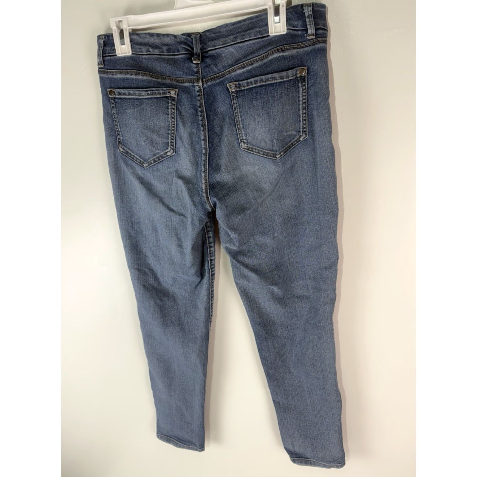 Vintage Metaphor Wash Jeans Distressed Ankle Womens Size 10 City Preppy Metaphor Ankle Jeans 10 Blue Cotton Denim Spandex Polyester Rayon Cotton Leather? Size 32" / US 10 / IT 46 - 4 Thumbnail