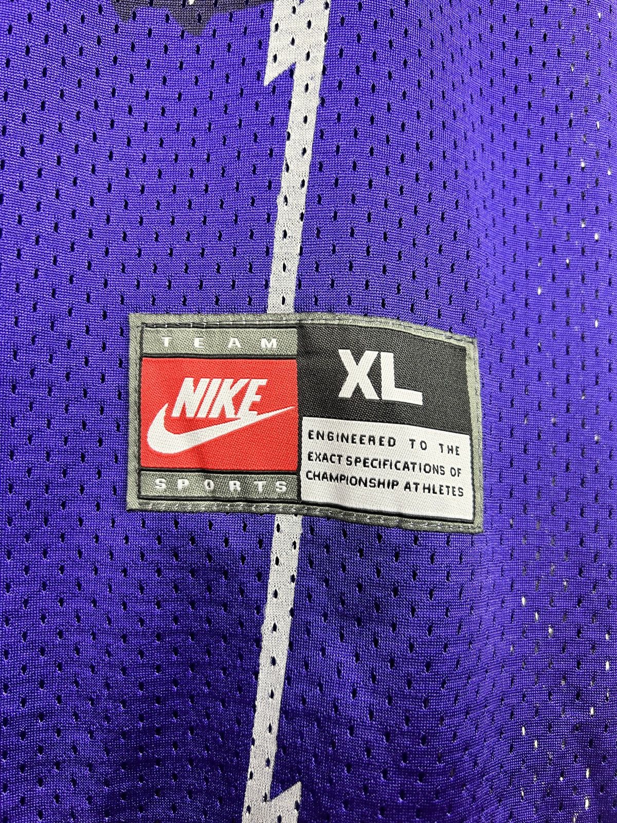 Nike 90s Nike Toronto Raptors #1 McGrady Away NBA Jersey XL Size US XL / EU 56 / 4 - 5 Thumbnail