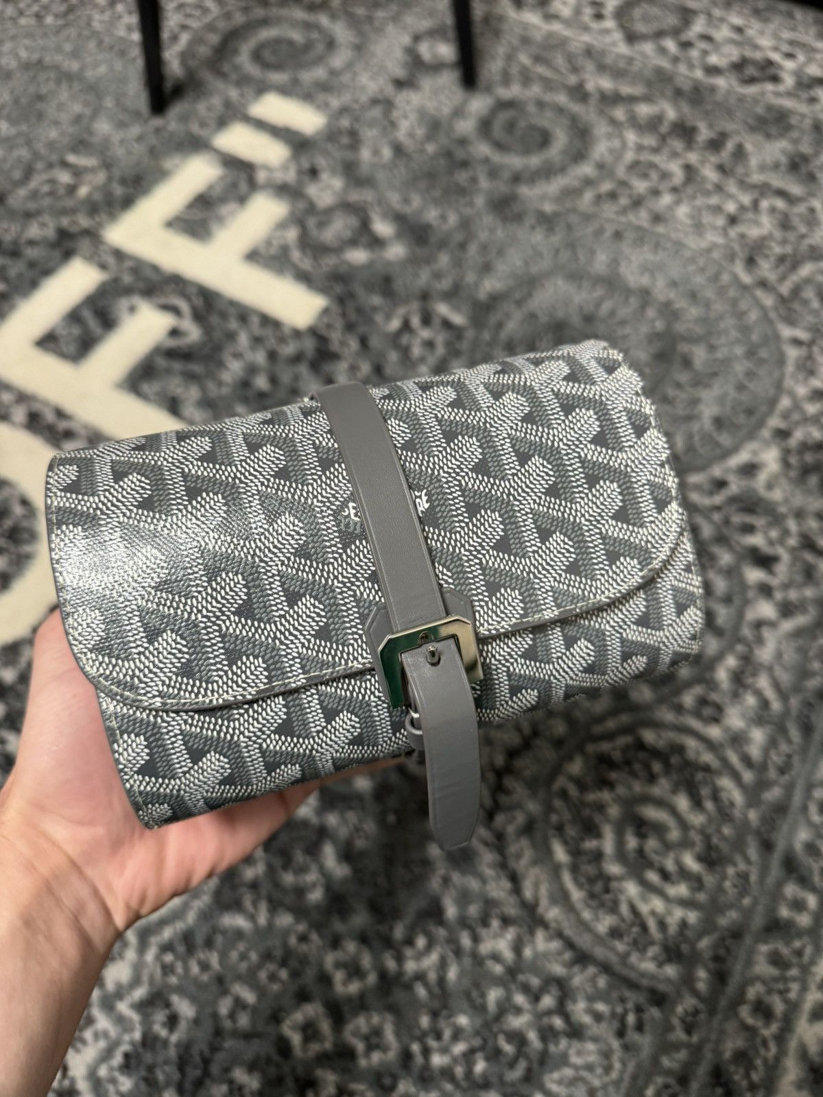 8 watch case goyard