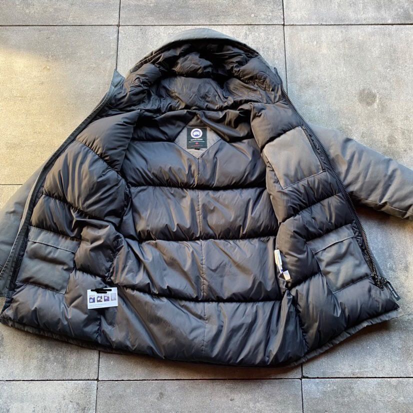 Canada Goose Canada Goose - XL - Grey - Chateau Parka Size US XL / EU 56 / 4 - 5 Thumbnail