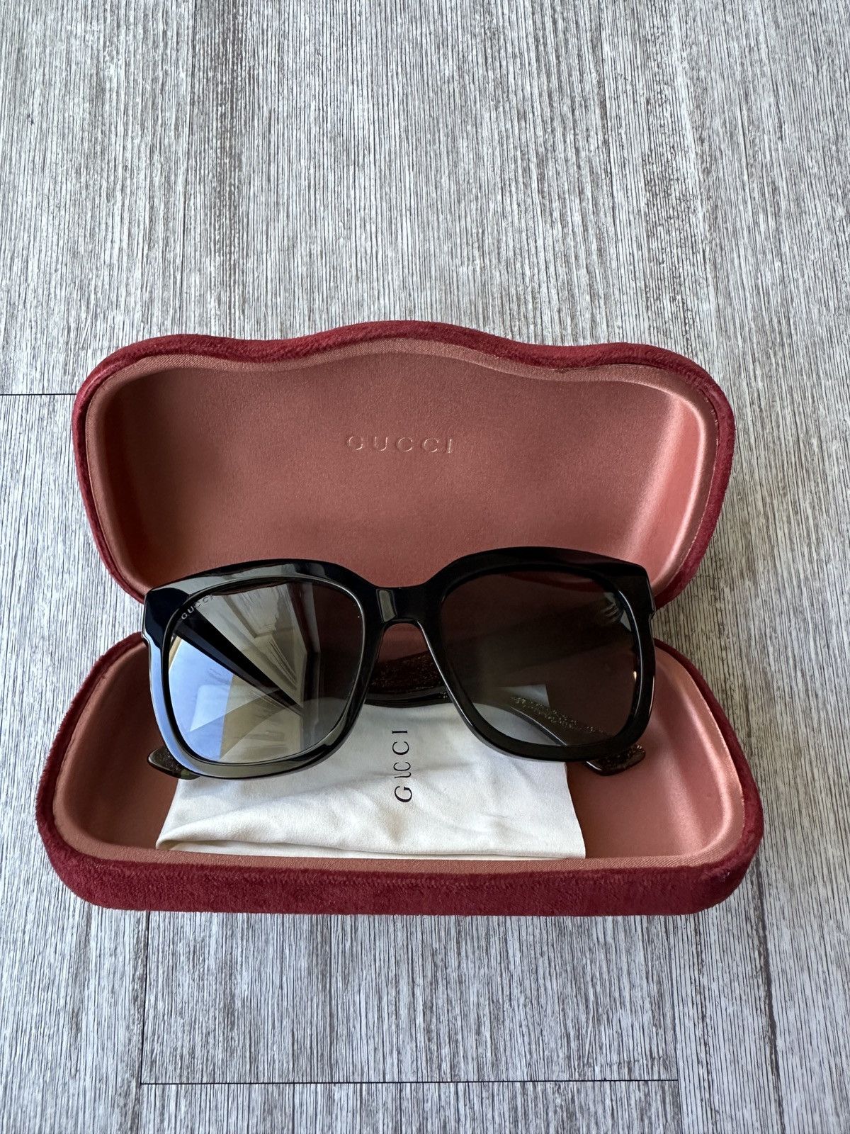 Gucci Gucci Sunglasses Glitter Size ONE SIZE - 2 Thumbnail