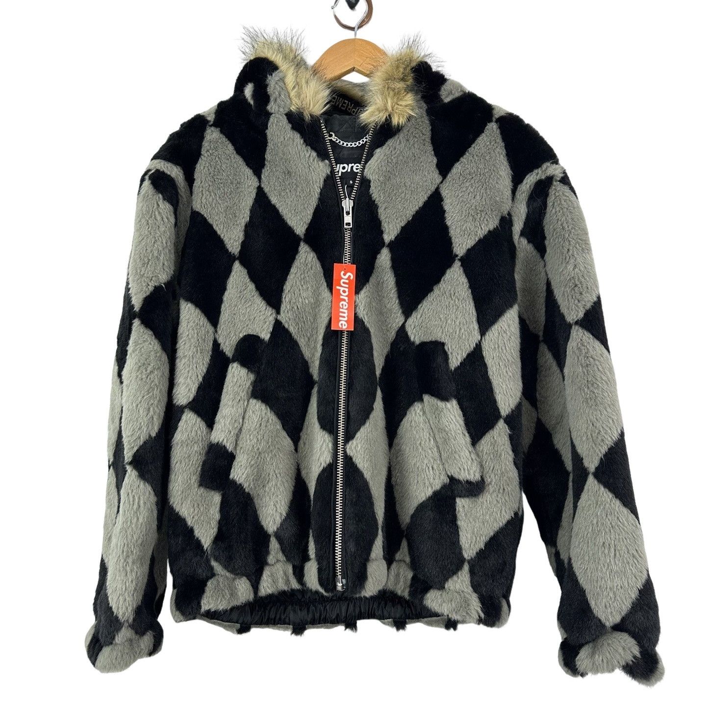 Supreme Supreme Diamond Faux Fur Jacket S Size US S / EU 44-46 / 1 - 1 Thumbnail