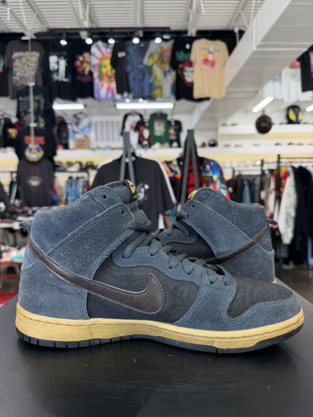 Nike Nike SB Dunk High Classic Charcoal Tar Size 9.5 (2012) Size US 9.5 / EU 42-43 - 3 Thumbnail