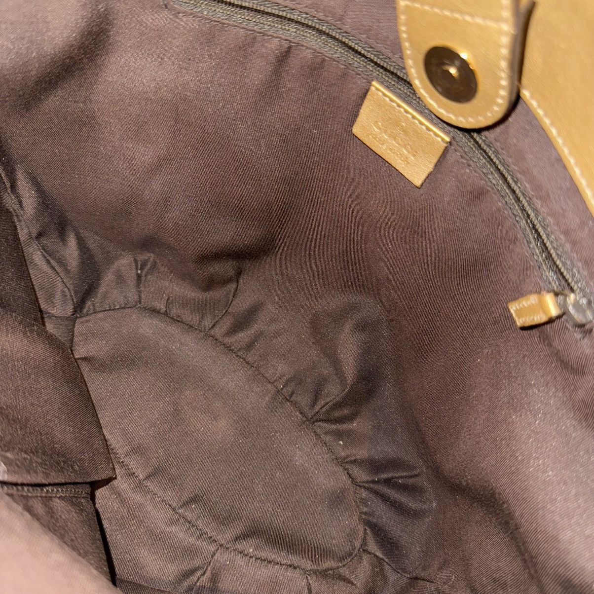 Gucci Gucci Abbey Gold D-Ring Tote Bag Size ONE SIZE - 4 Thumbnail