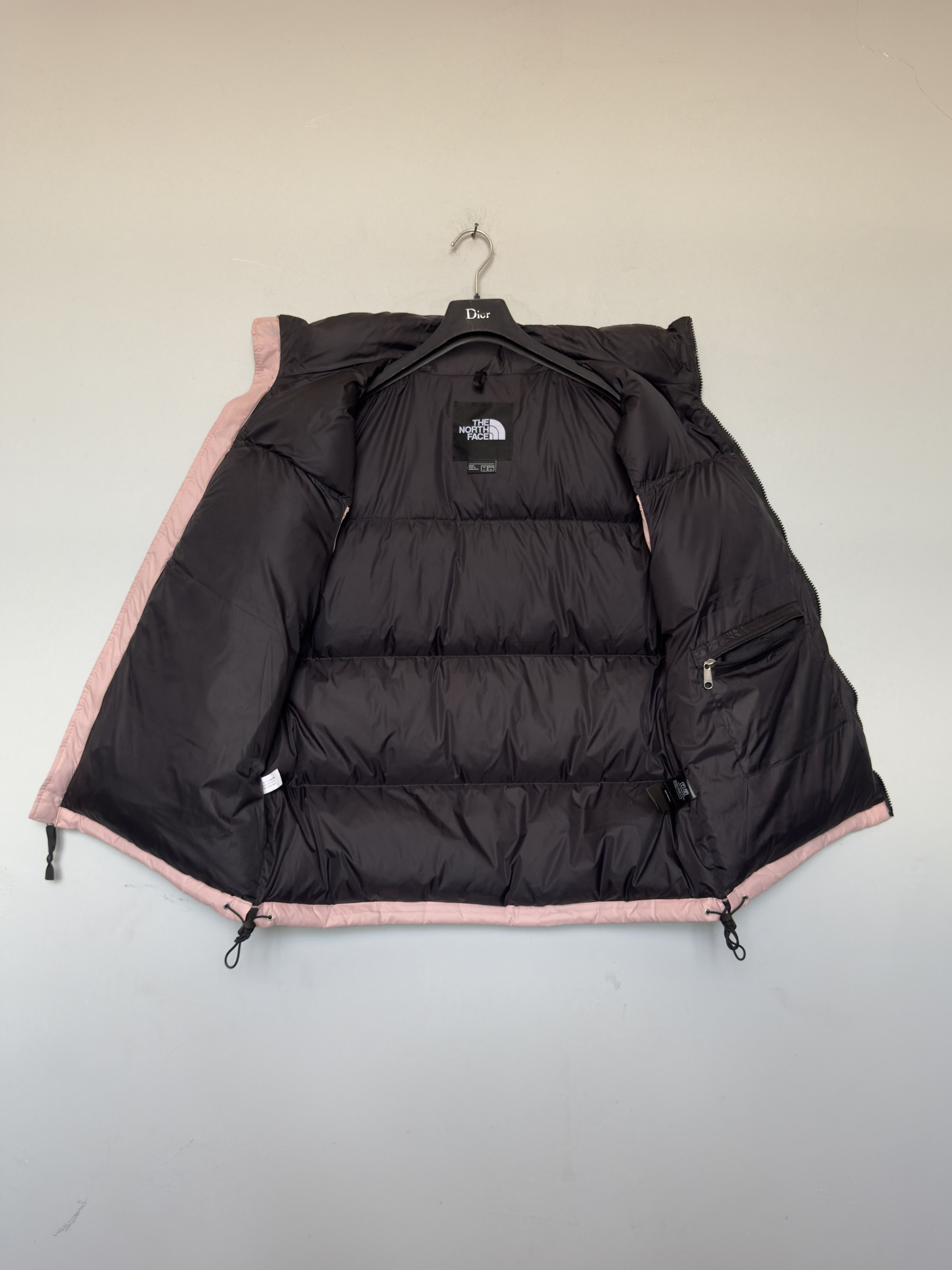 The North Face 🔥Vest puffer rare pink salmon and black the north face Size US L / EU 52-54 / 3 - 6 Thumbnail