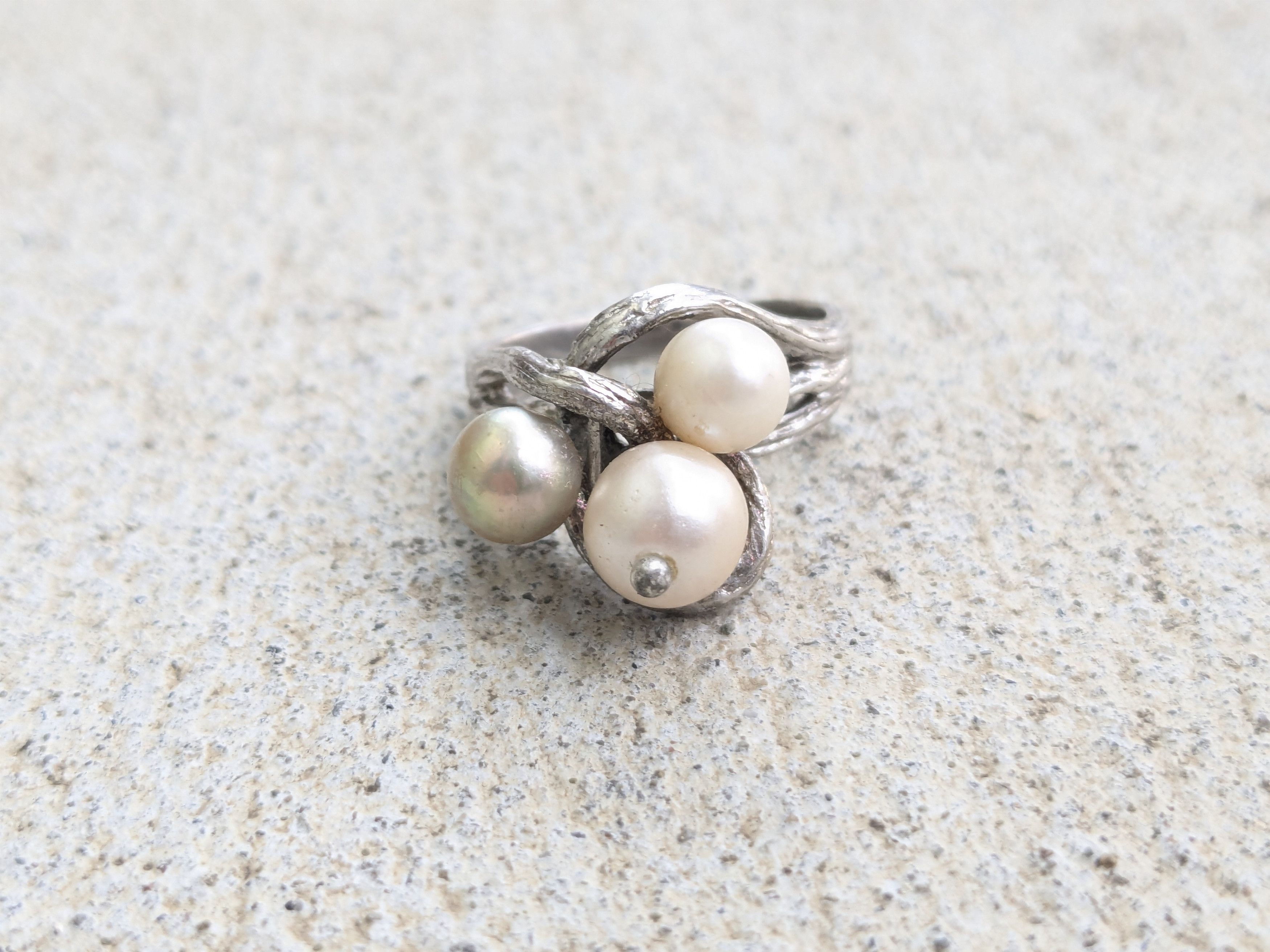Jewelry Vintage Sterling Silver Ring 8.25 Faux Pearls Brutalist Size ONE SIZE - 4 Thumbnail