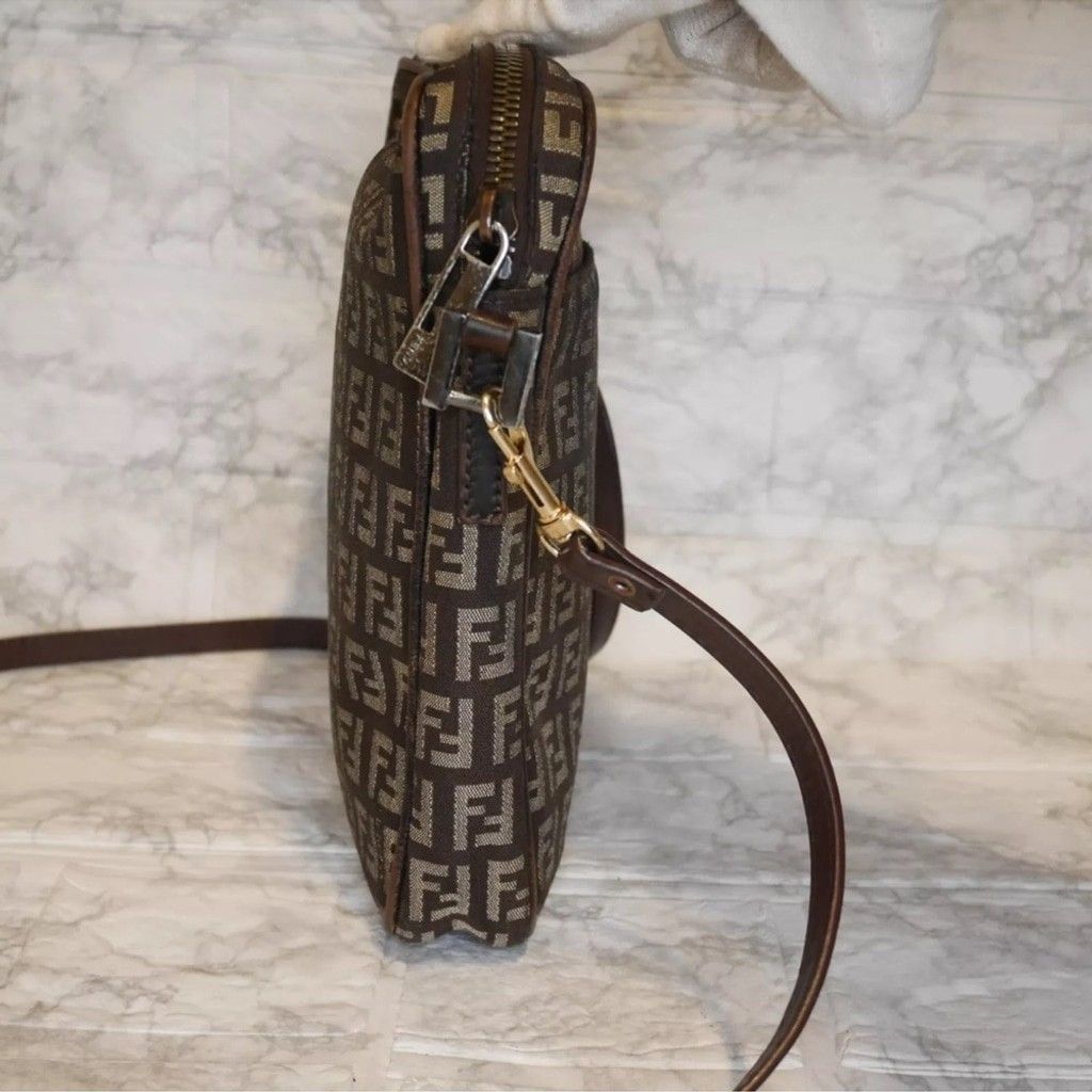 Fendi Fendi Brown Crossbody Bag with Iconic FF Zucca Monogram Size ONE SIZE - 5 Thumbnail