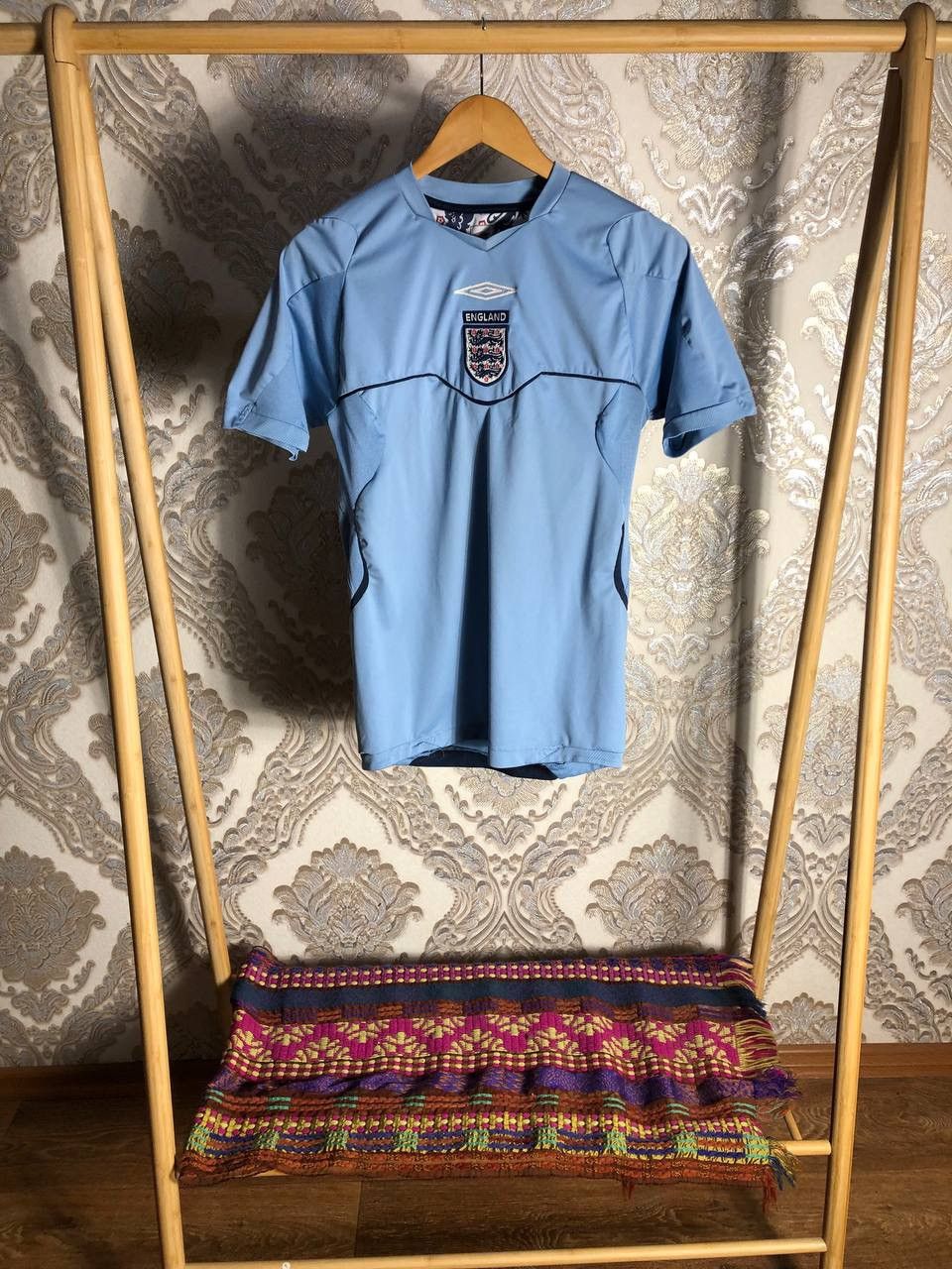 Umbro × Vintage VERY RARE UMBRO ENGLAND RETRO SOCCER JERSEY BLOKECORE Y2K Size US S / EU 44-46 / 1 - 1 Thumbnail