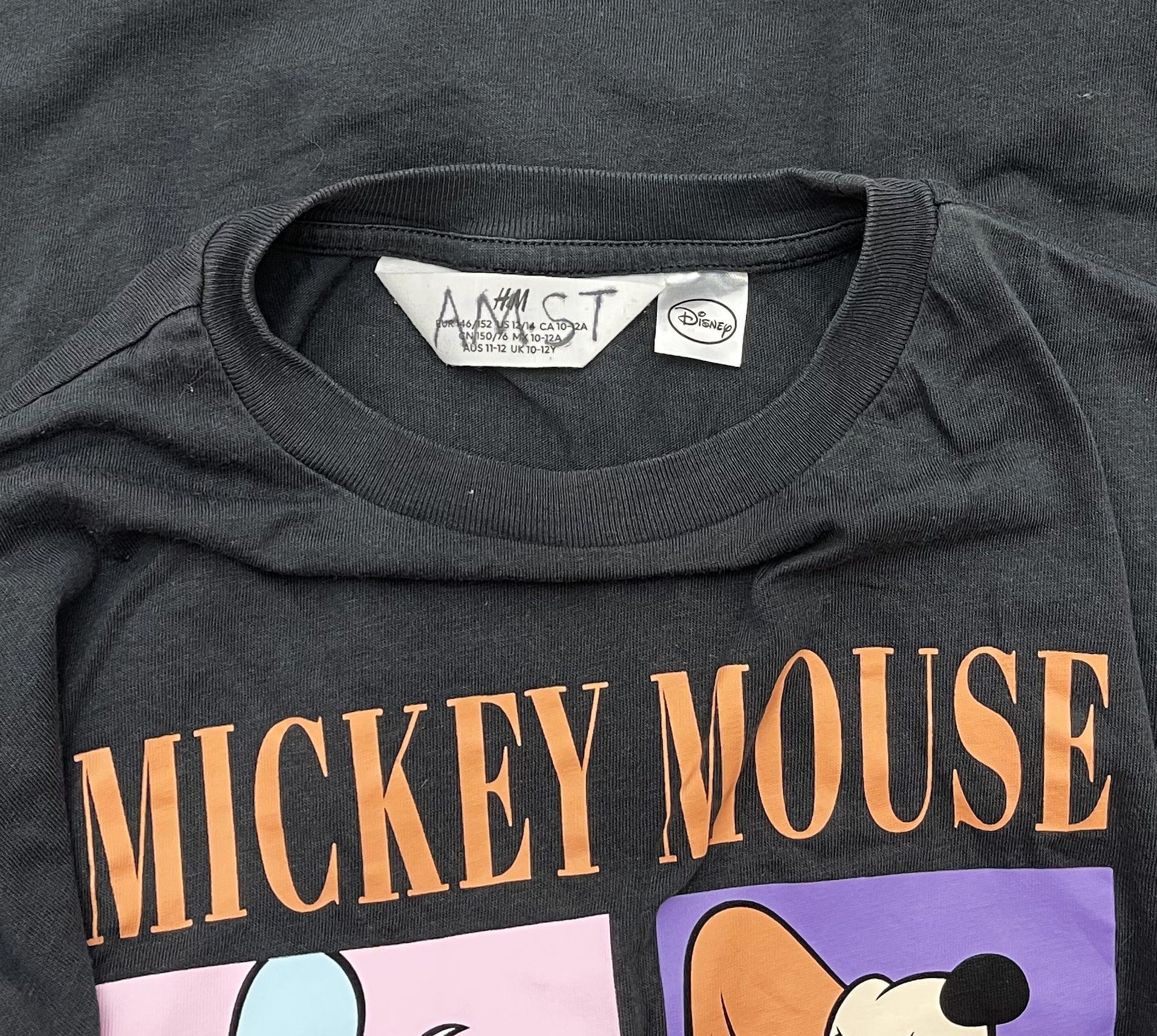 Disney × H&M Disney MICKEY MOUSE AND FRIENDS Size US S / EU 44-46 / 1 - 4 Thumbnail