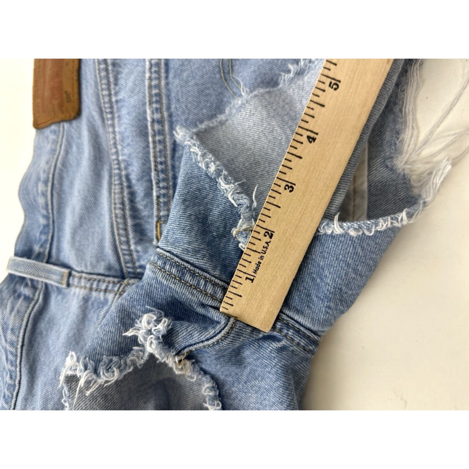 Levi's VINTAGE Levi’s Casual Shorts Women’s 29 Blue Denim Cut-Off Classic Cotton 90s Girls Size 29" - 6 Thumbnail