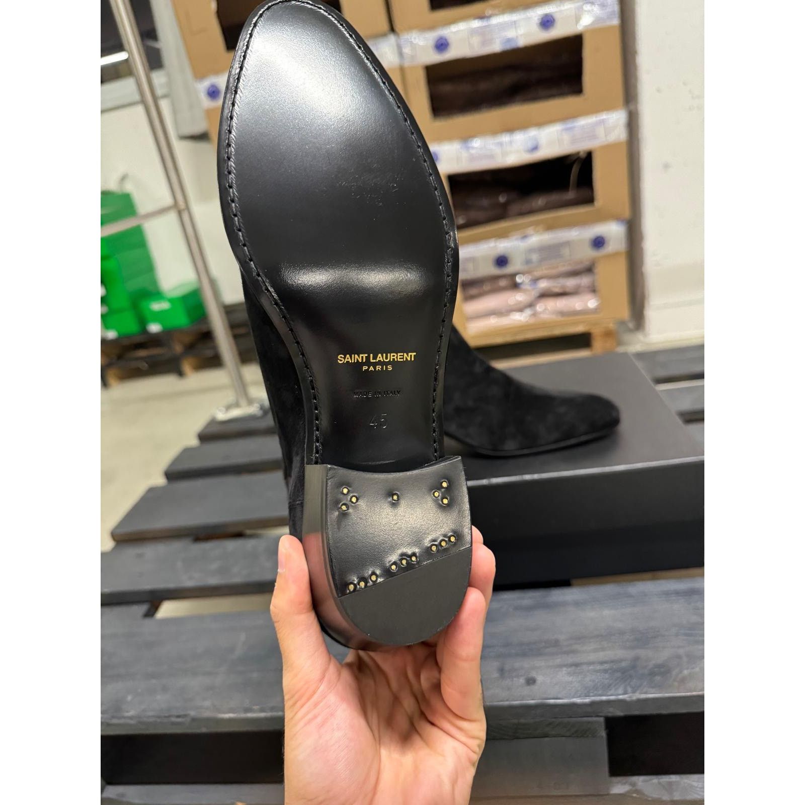 Saint Laurent Paris o1alsimx924 507708 Suede Chelsea Boots in Black Size US 12 / EU 45 - 13 Thumbnail