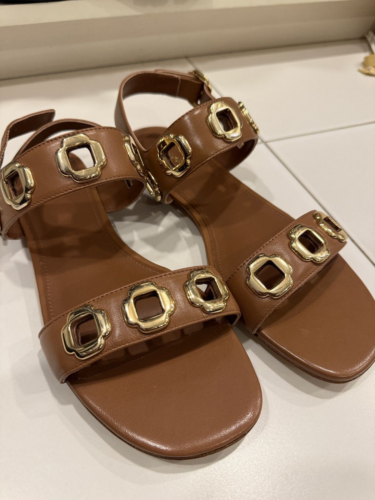 Larroude Larroude Flat Sandals Size US 10 / IT 40 - 1 Thumbnail