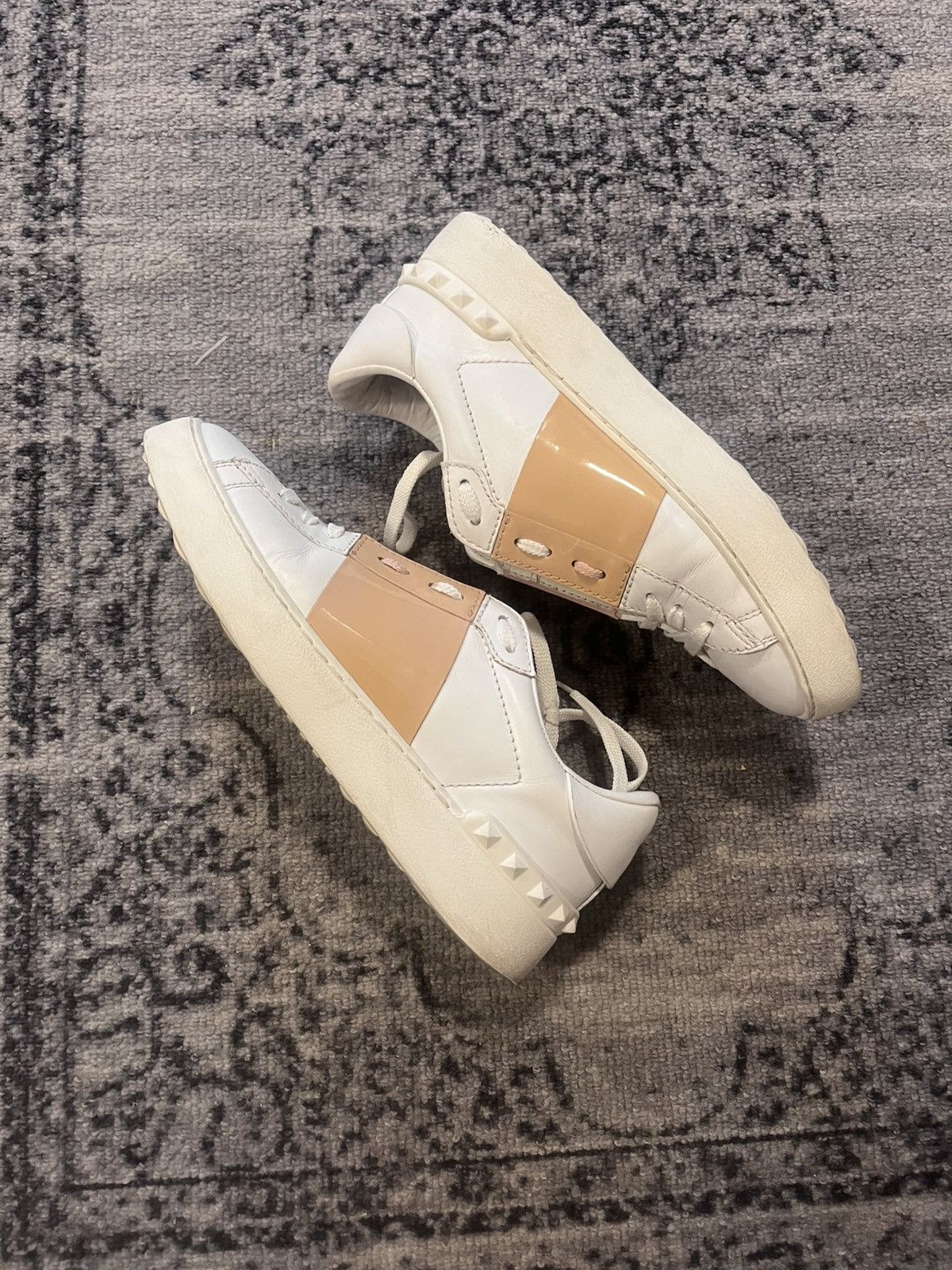 Valentino Valentino Garavani Trainers Size US 8 / IT 38 - 2 Thumbnail