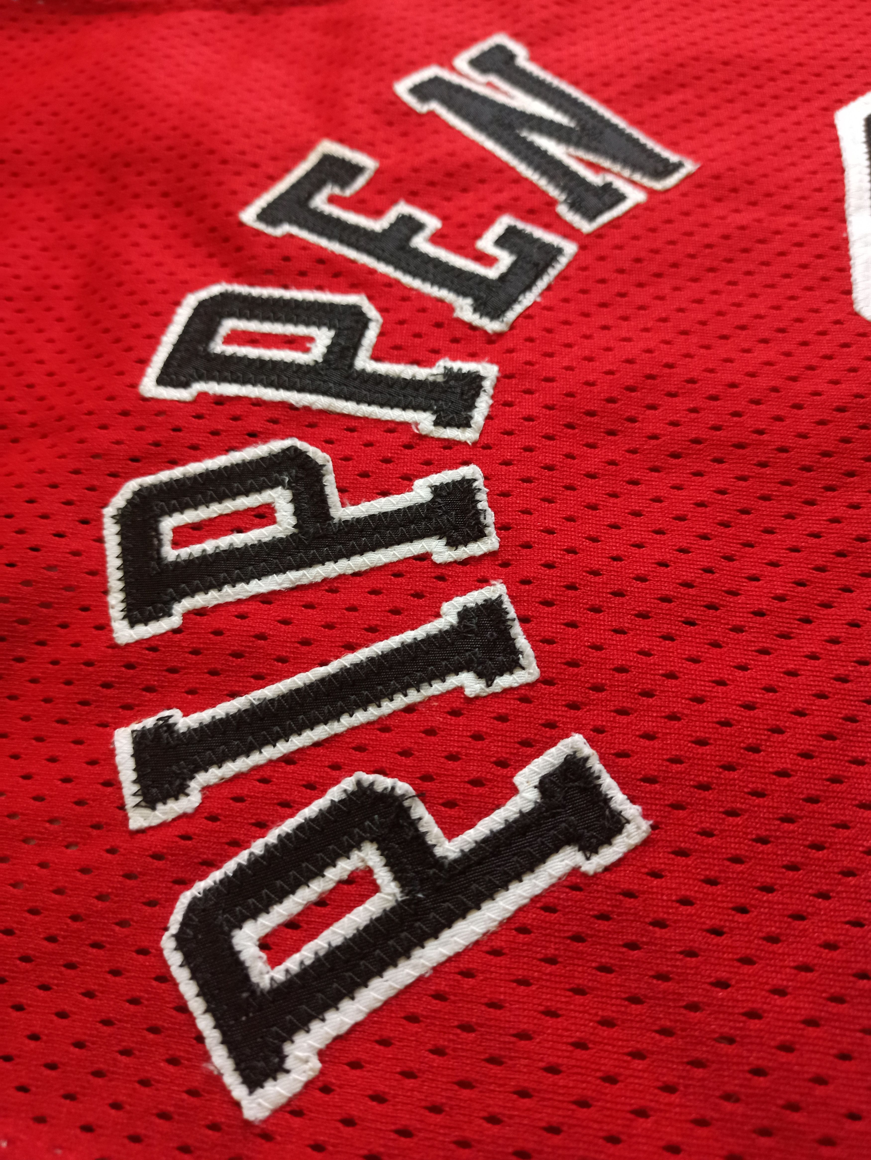 Nike VINTAGE NBA SCOTTIE PIPPEN Bulls Nike AUTHENTIC Jersey pro Size US L / EU 52-54 / 3 - 3 Thumbnail