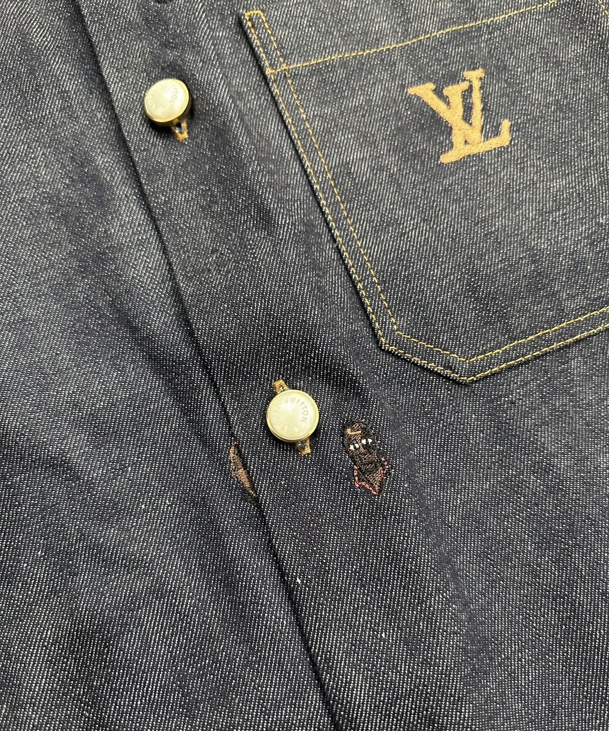 Louis Vuitton Louis Vuitton Pharrell 48 Portrait Embroidered Denim Jacket Size US M / EU 48-50 / 2 - 4 Thumbnail