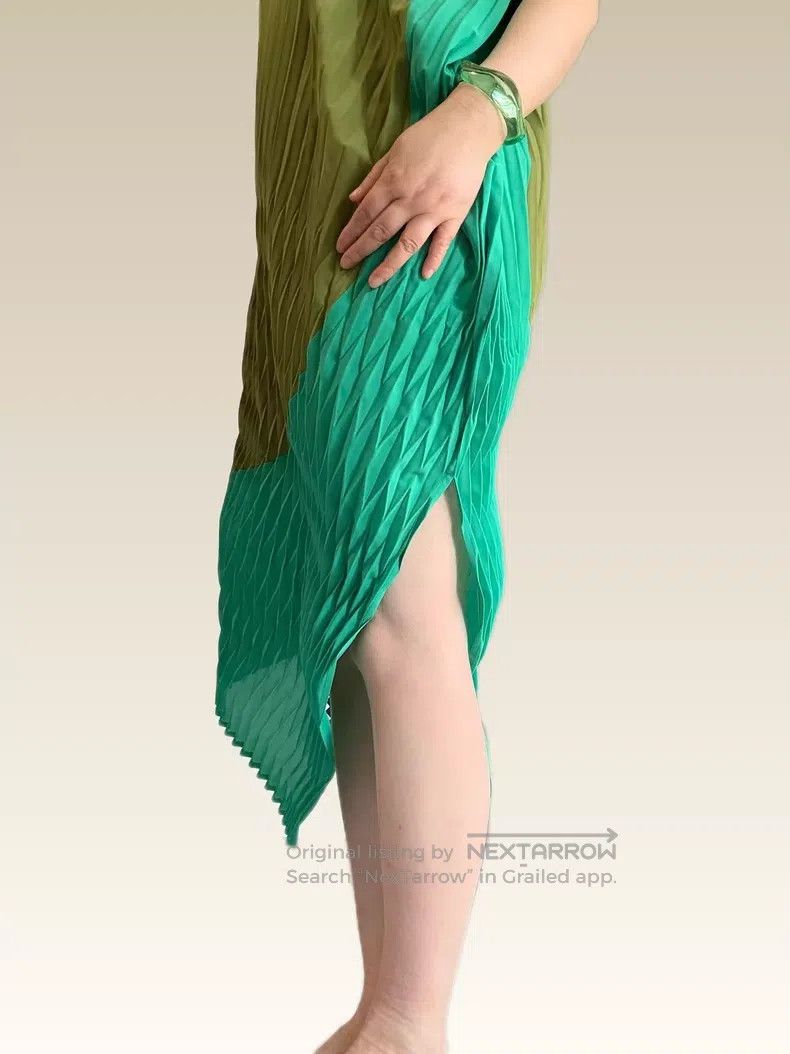 Issey Miyake Issey Miyake Asymmetric Water Ripple Dress Size M / US 6-8 / IT 42-44 - 2 Thumbnail