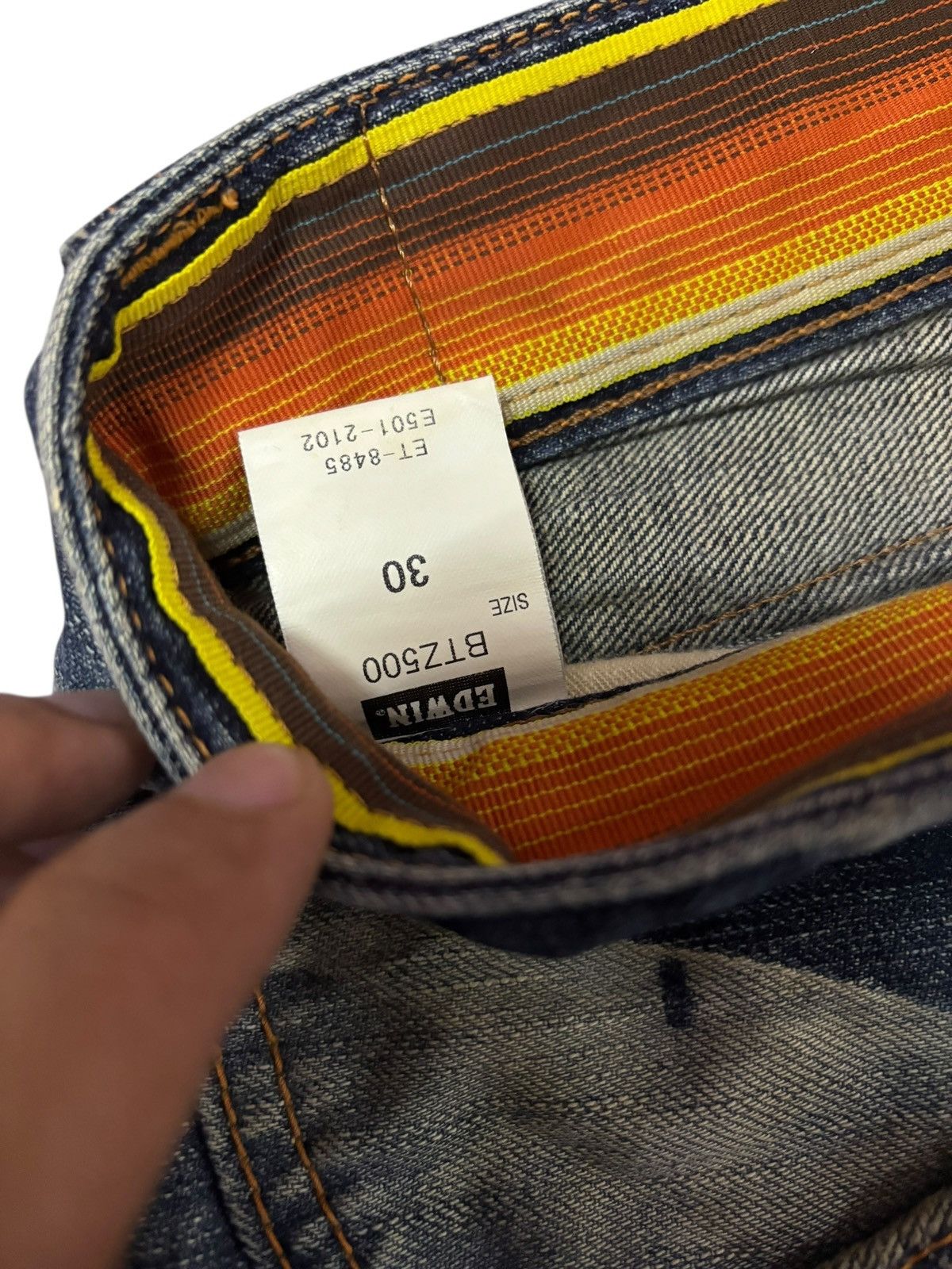 Edwin Vtg Edwin Blue Trip Japan 500 Flared Distressed Jeans Size US 31 - 9 Thumbnail