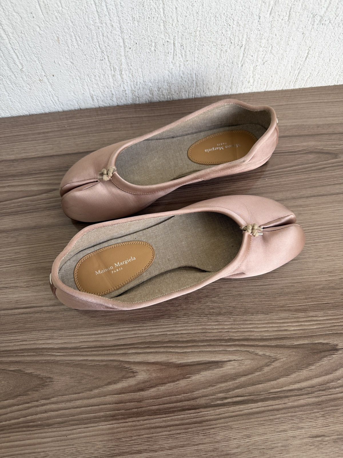 Maison Margiela ❤️satin tabi ballet flats Size US 6 / IT 36 - 7 Thumbnail