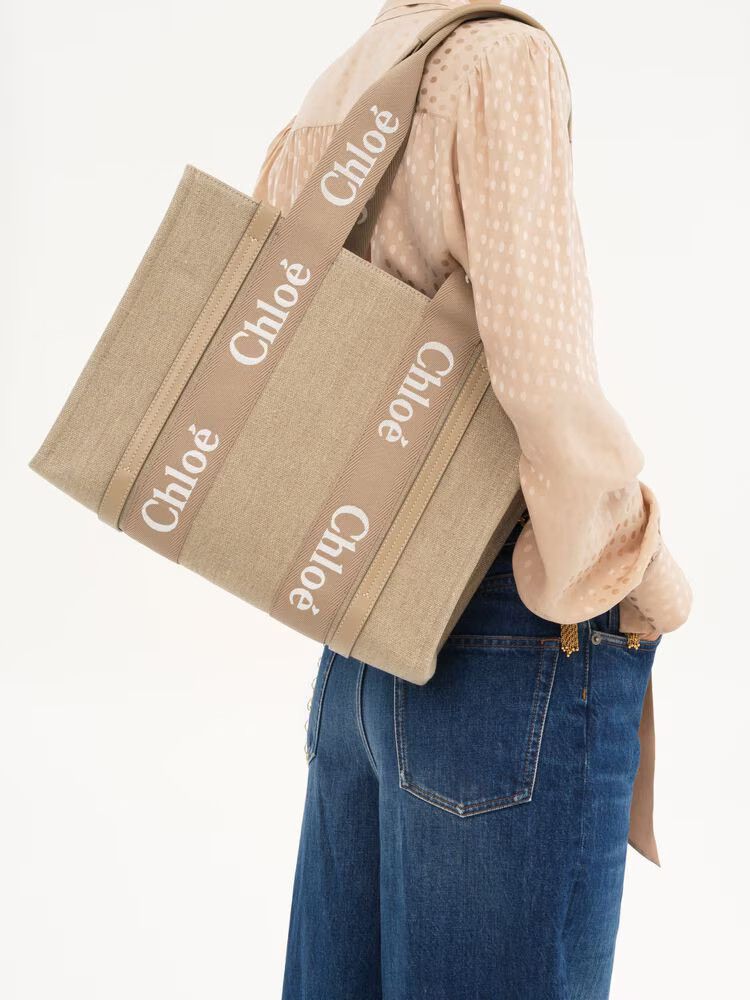 Chloe o1loc1c10226 Size: OS / Woody Tote Medium Bag Boyish Brown Size ONE SIZE - 2 Thumbnail