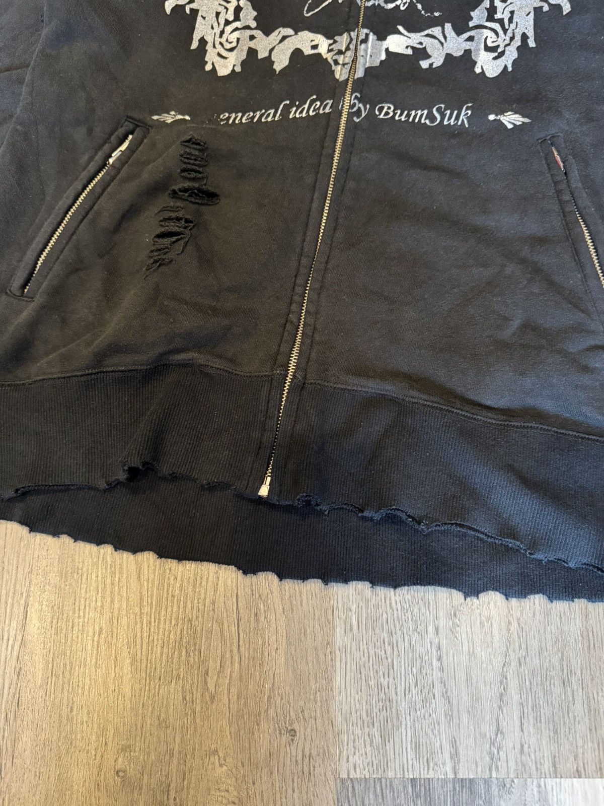 Japanese Brand DISTRESSED ZIP-UP HOODIE FROM GENERAL IDEA BY BUM SUK Size US L / EU 52-54 / 3 - 3 Thumbnail