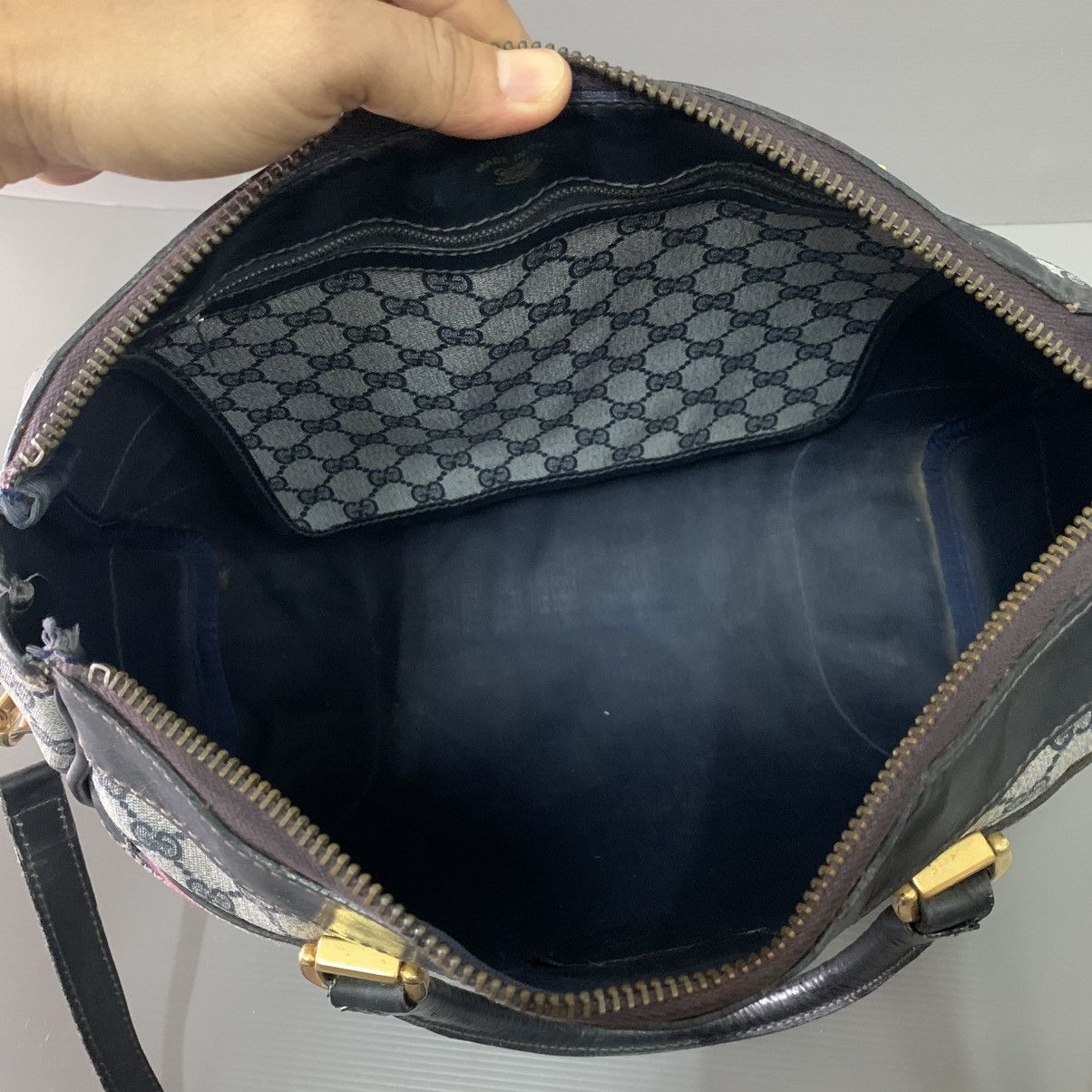 Gucci Gucci Monogram Vintage Travel Bag Size ONE SIZE - 14 Thumbnail