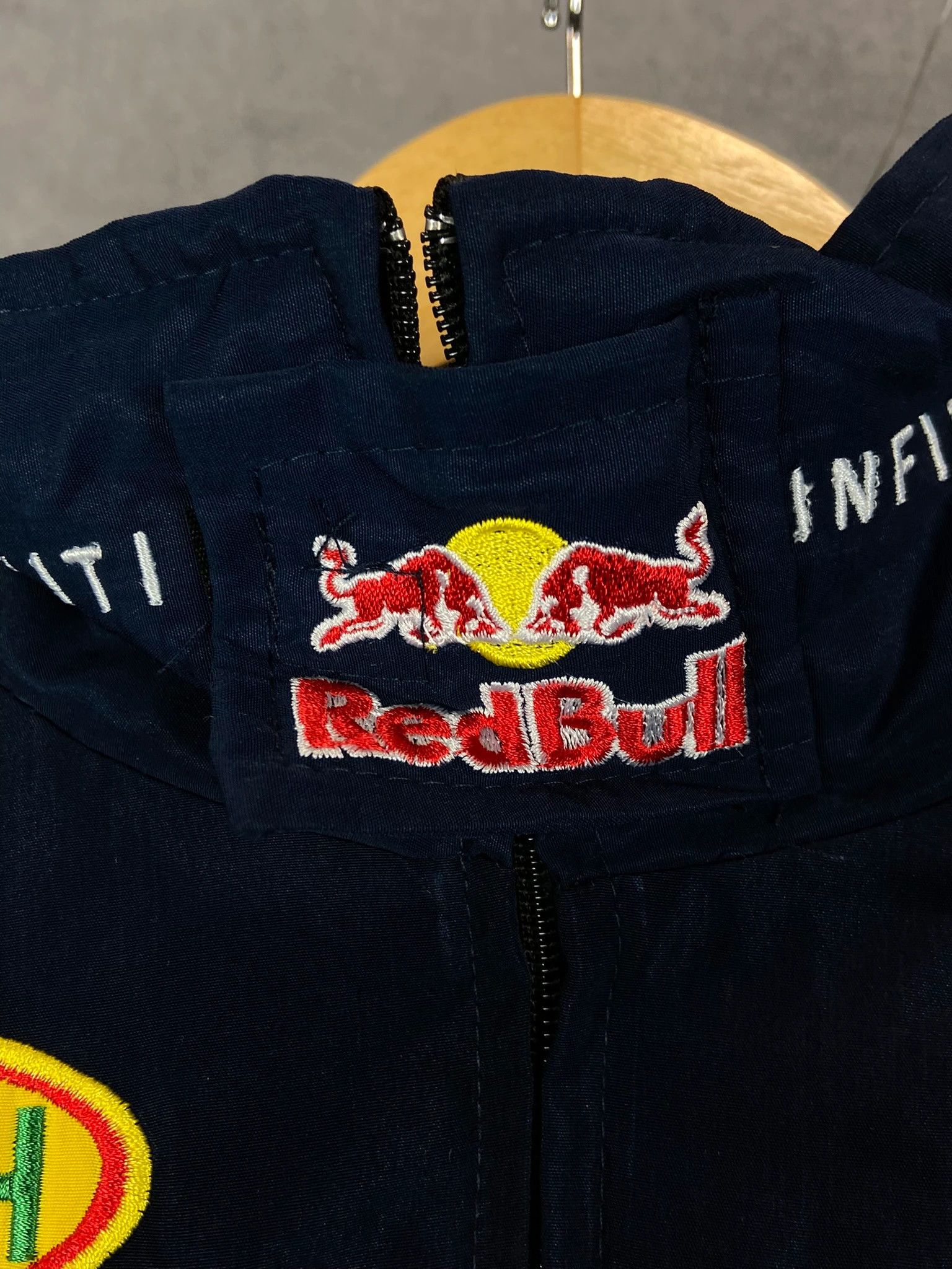 Red Bull Vintage Red Bull Navy Jacket Size XL Size US XL / EU 56 / 4 - 3 Thumbnail