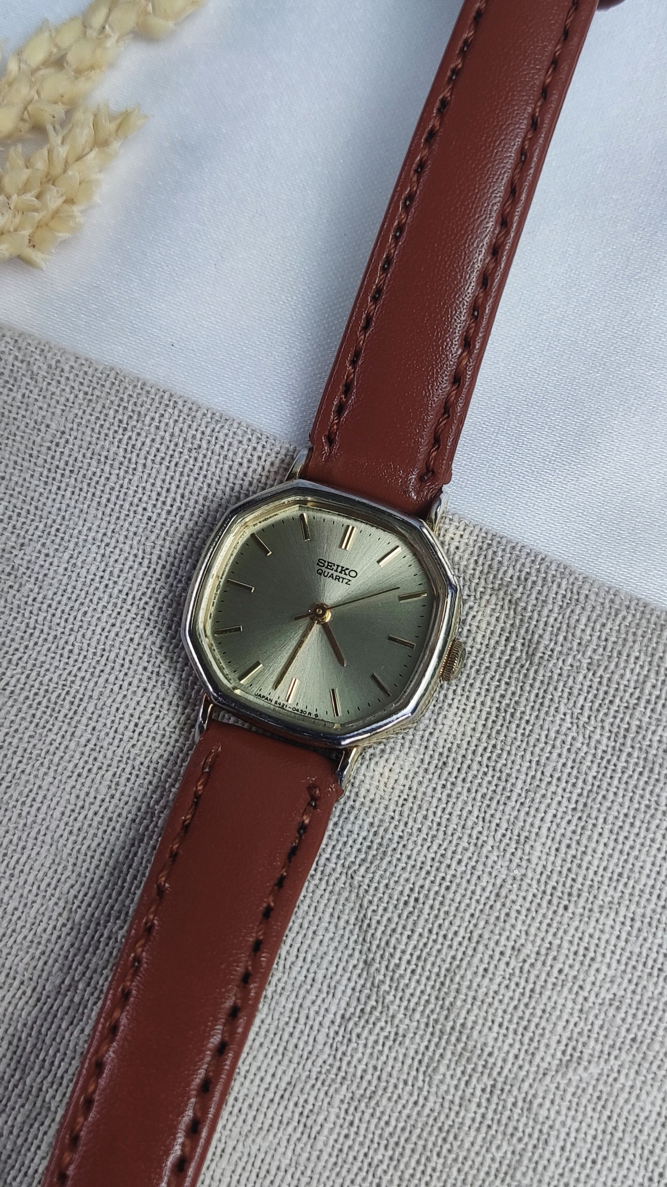 Seiko SEIKO OCTAGONAL GOLD PLATE LADIES ✨ Size ONE SIZE - 4 Thumbnail