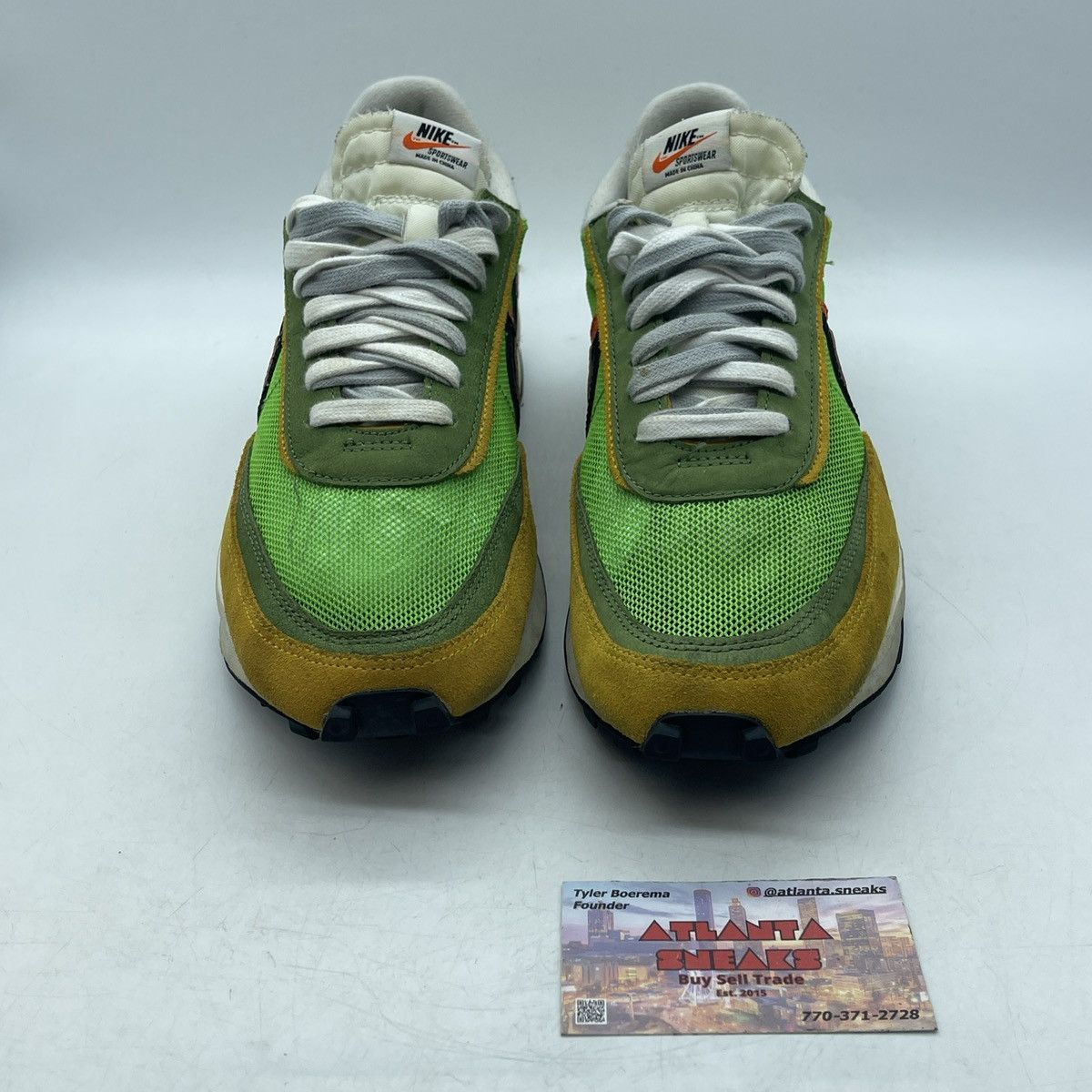 Nike Sacai x ldwaffle green gusto Size US 10.5 / EU 43-44 - 2 Thumbnail