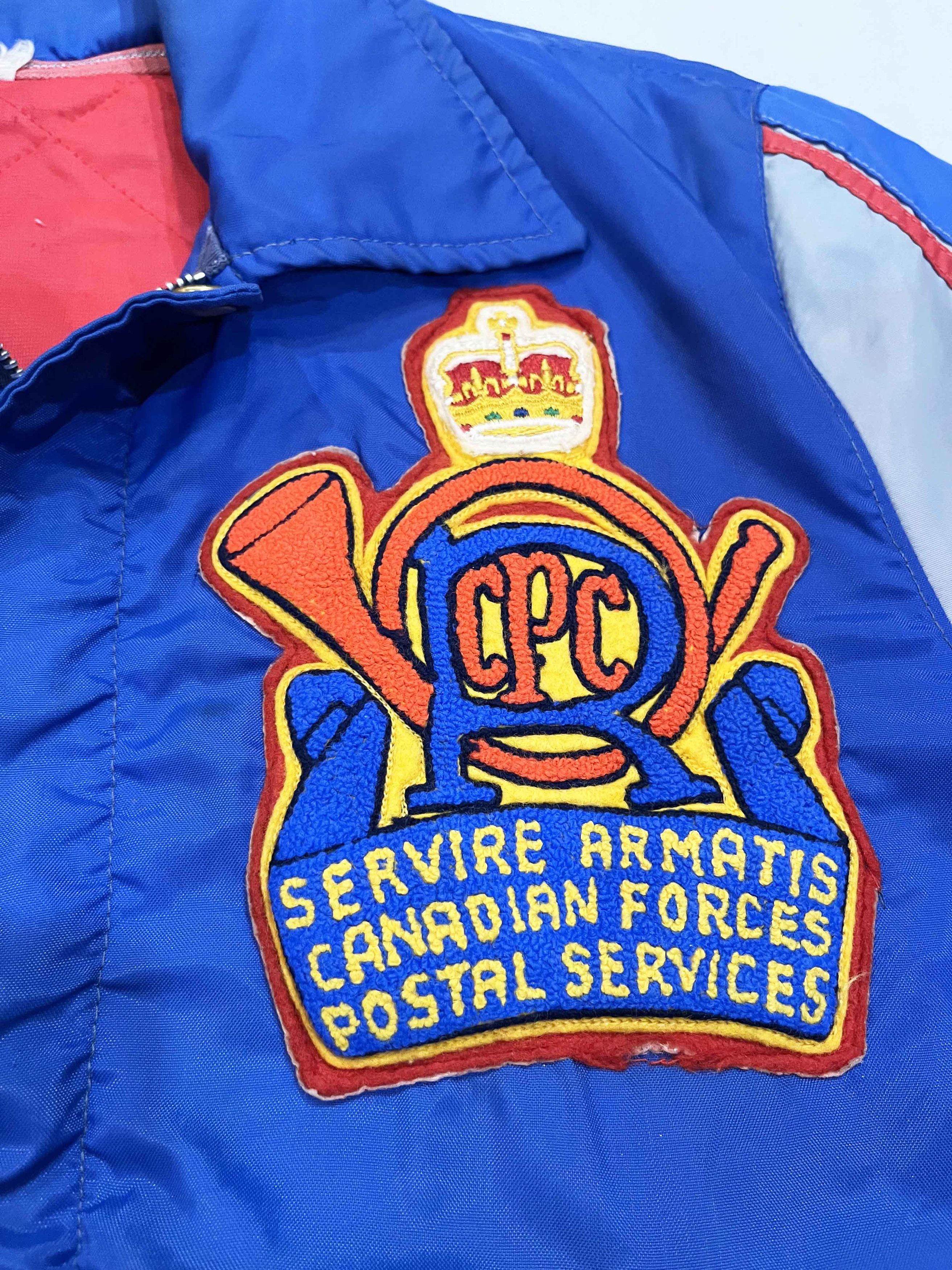 Vintage Vintage Canadian Forces Postal Services Full Zip Jacket Size US L / EU 52-54 / 3 - 2 Thumbnail