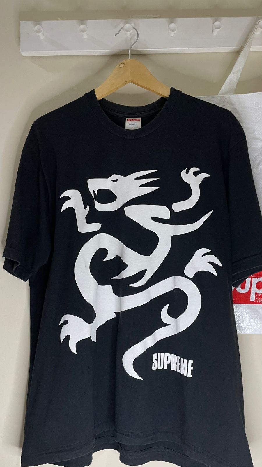 Supreme Supreme x Mobb Deep “Dragon” Tee SS23 Size US L / EU 52-54 / 3 - 3 Thumbnail