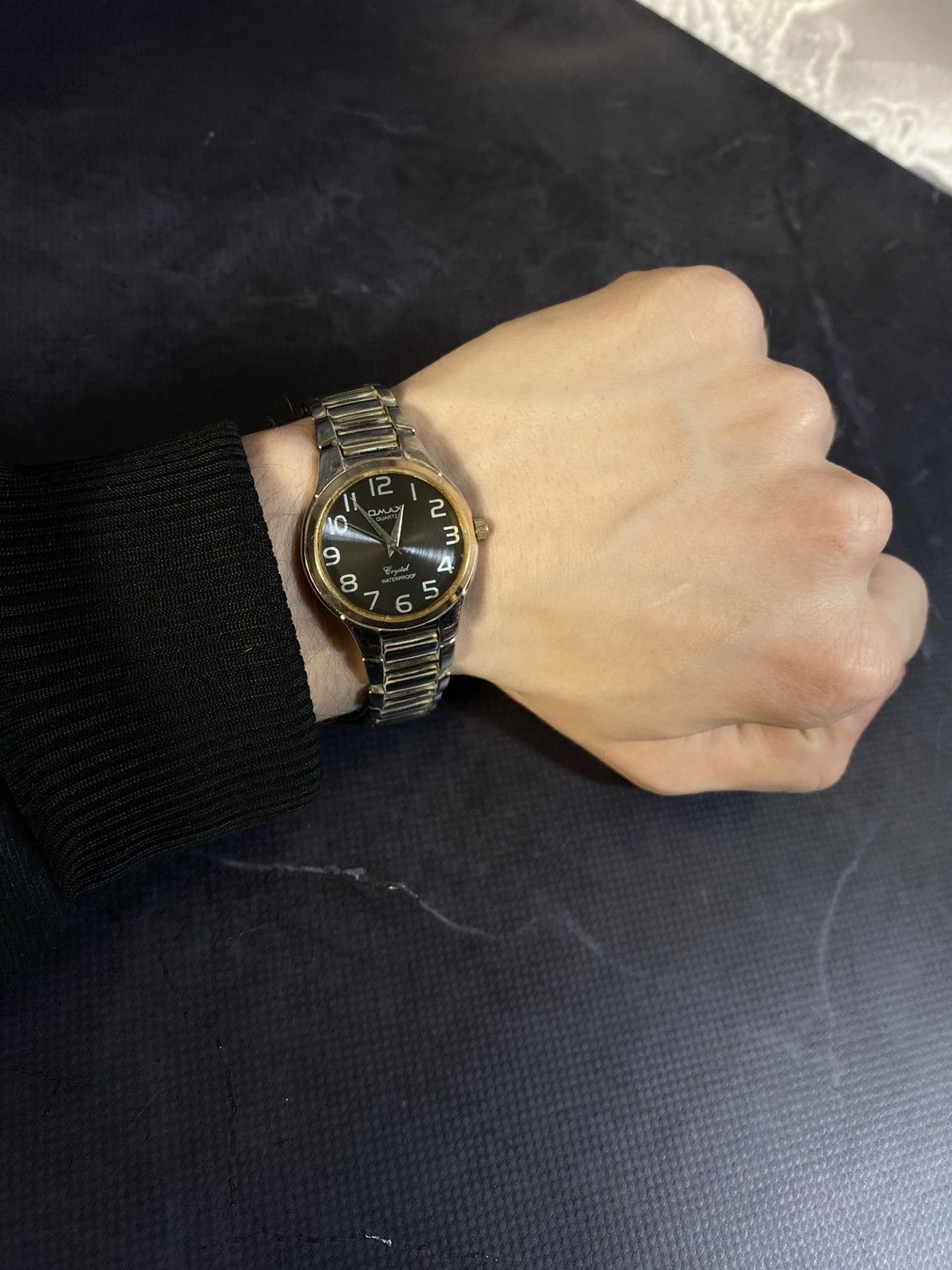 Japanese Brand × Vintage Omax Dark Dial Quartz Watch Japanese Brand Size ONE SIZE - 1 Thumbnail