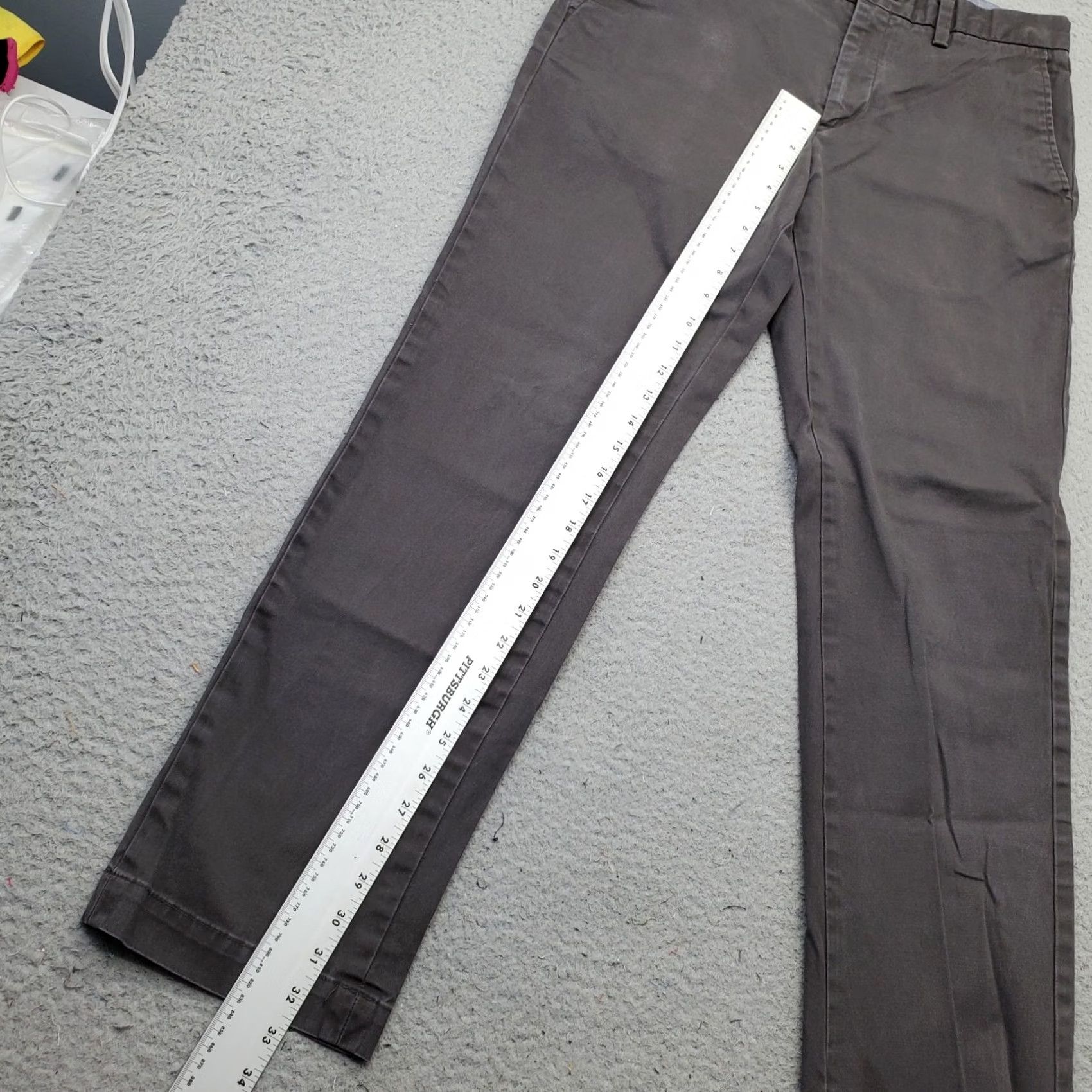 Banana Republic Banana Republic Mens Chino Pants 33x32 Gray Flat Front Slash Pocket Straight Leg Shirt? Size US 33 - 5 Thumbnail