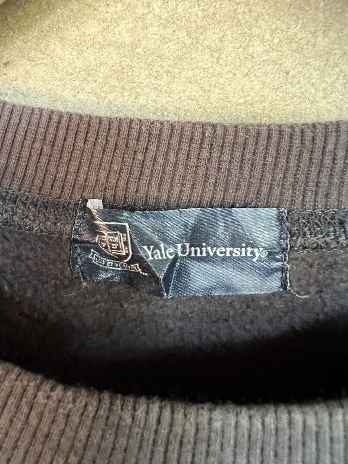 Vintage Vintage Yale University Sweatshirt Size US M / EU 48-50 / 2 - 4 Thumbnail