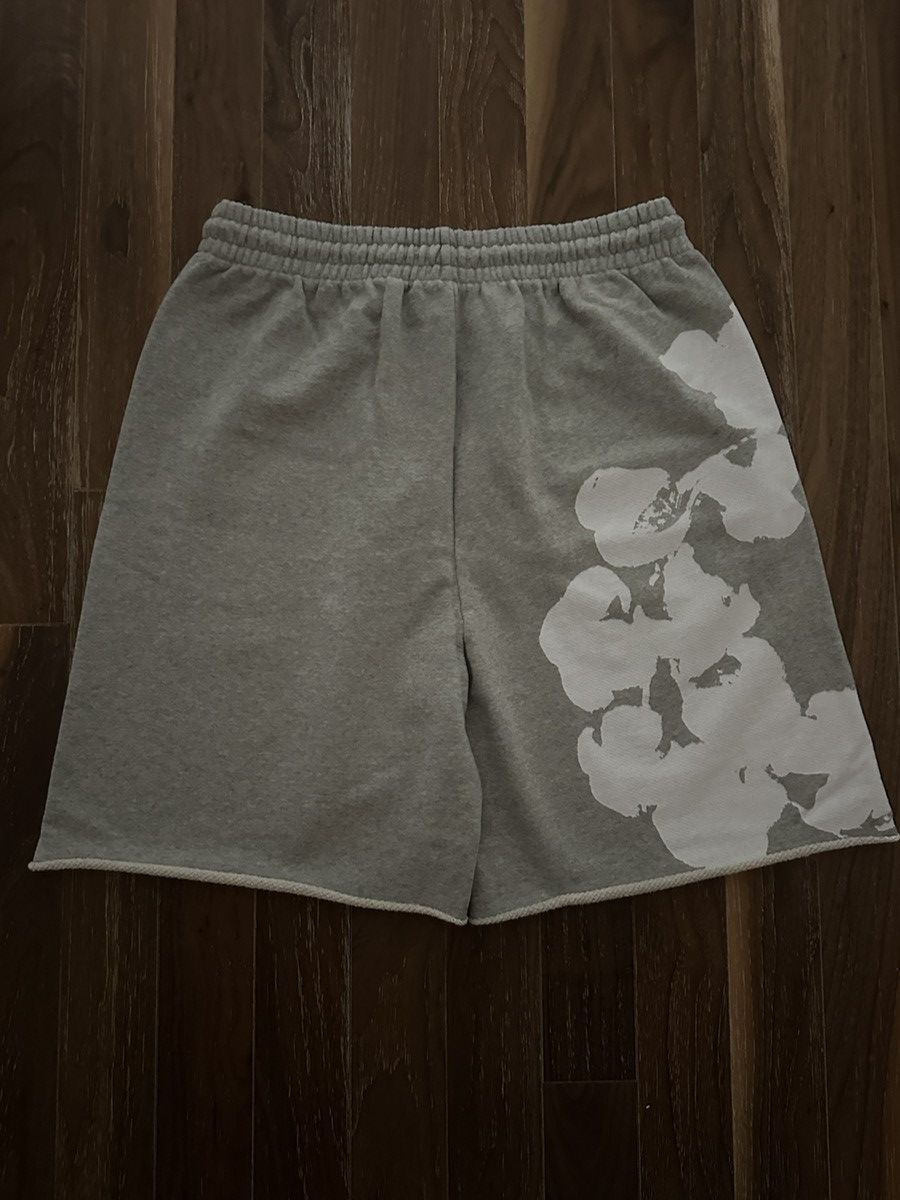 DENIM TEARS Denim Tears Jumbo Wreath Sweat Shorts L Size US 34 / EU 50 - 5 Thumbnail