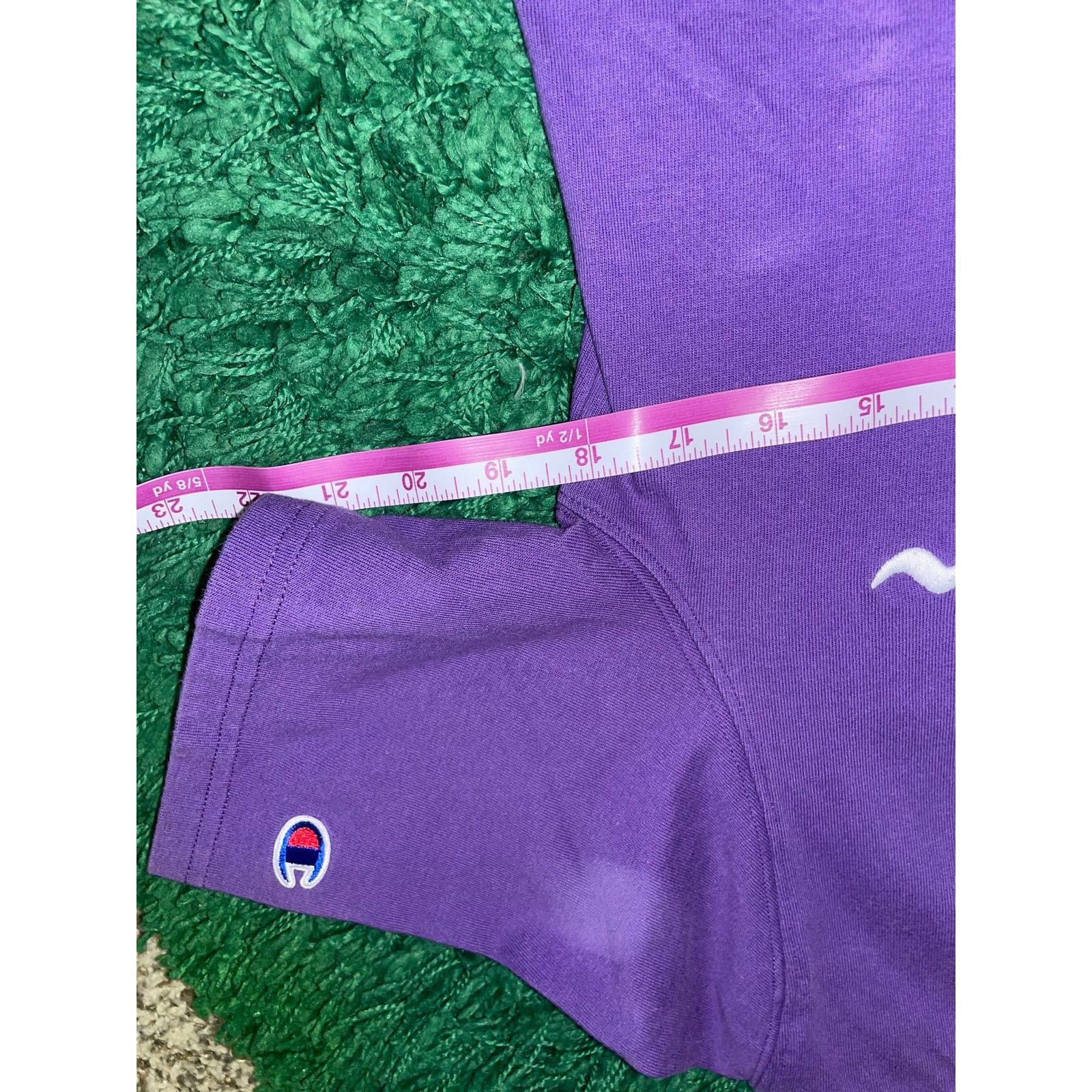 Champion Y2K Champion Purple Shirt Embrodery Logo Tee 2000s M Medium Size US M / EU 48-50 / 2 - 9 Thumbnail
