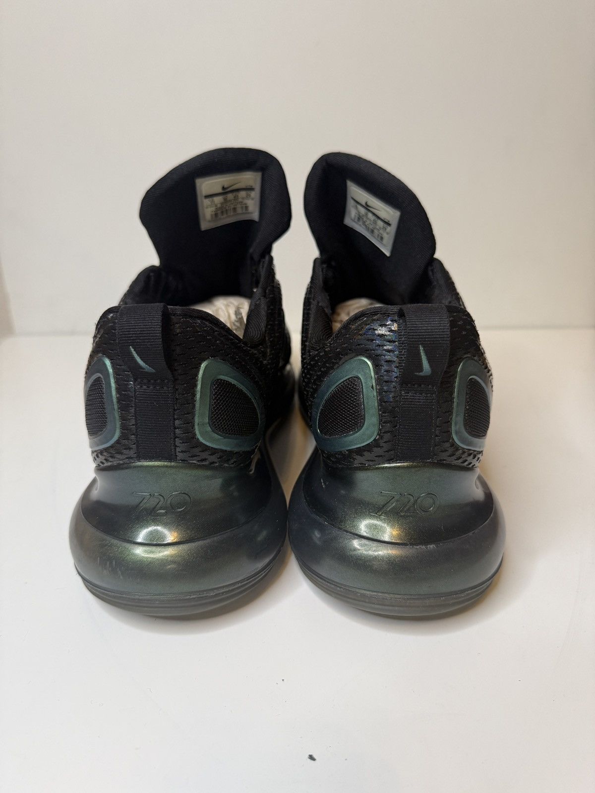 Nike Nike Air Max 720 Size US 11 / EU 44 - 4 Thumbnail