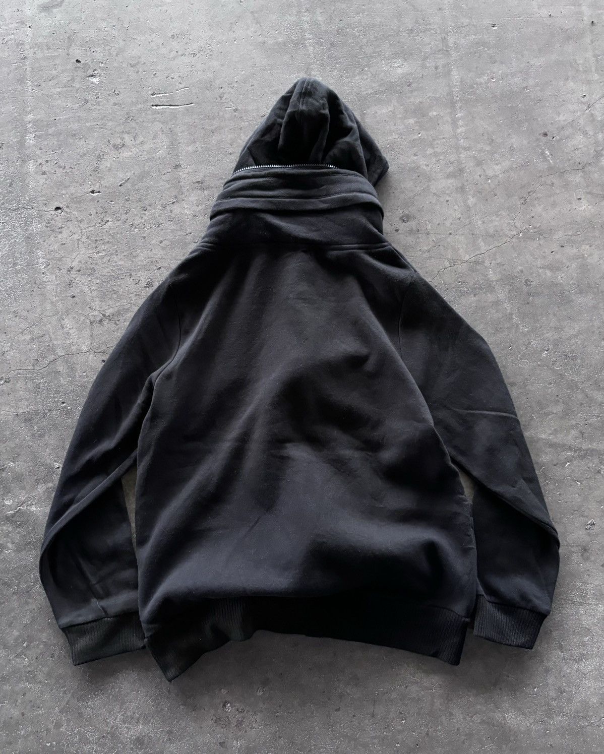 If Six Was Nine 2000s Shoo La Rue Bono Black Hoodie Size US L / EU 52-54 / 3 - 9 Thumbnail