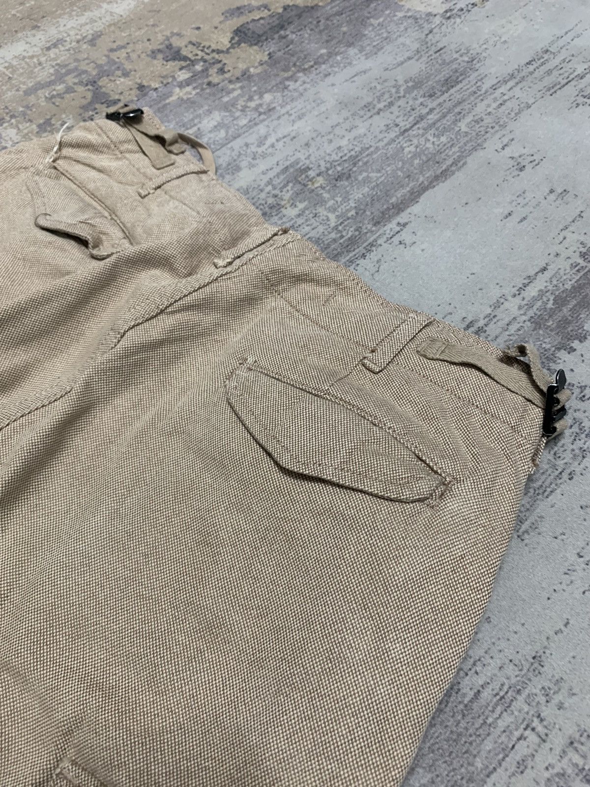 General Research 1997s General Research Bondage Cargo Shorts Size US 31 - 13 Thumbnail