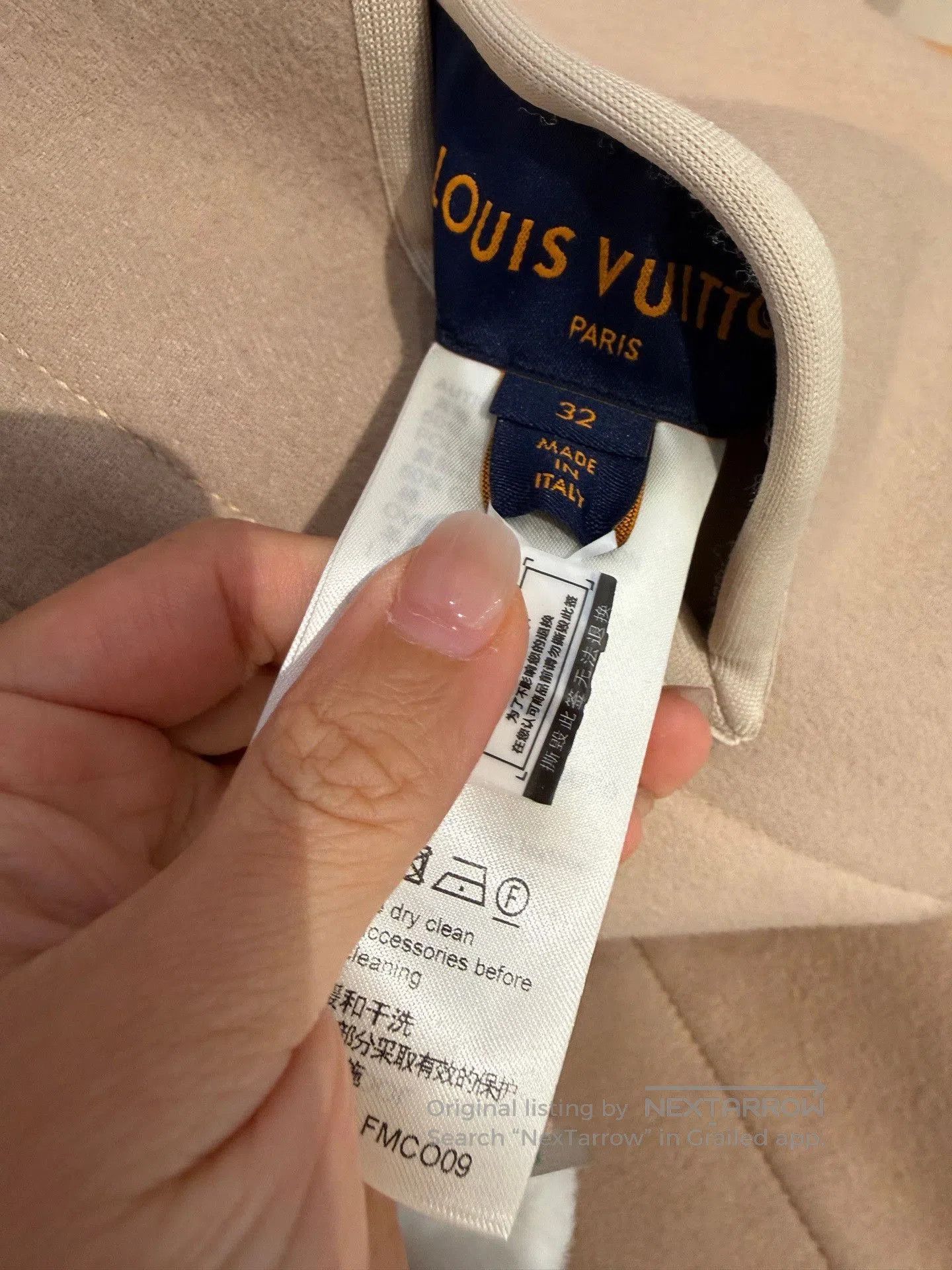 Louis Vuitton LV Damier Reversible Wool Coat. Size M / US 6-8 / IT 42-44 - 5 Thumbnail