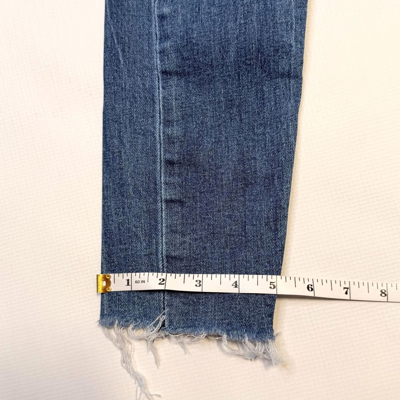 Levi's Levi's Wedgie Skinny Jeans Womens 27 Blue High Rise Distressed Stretch Denim, 5-Pocket, Button Fly, 27 in Inseam, Medium Wash, Jeans Size 27" / US 4 / IT 40 - 4 Thumbnail
