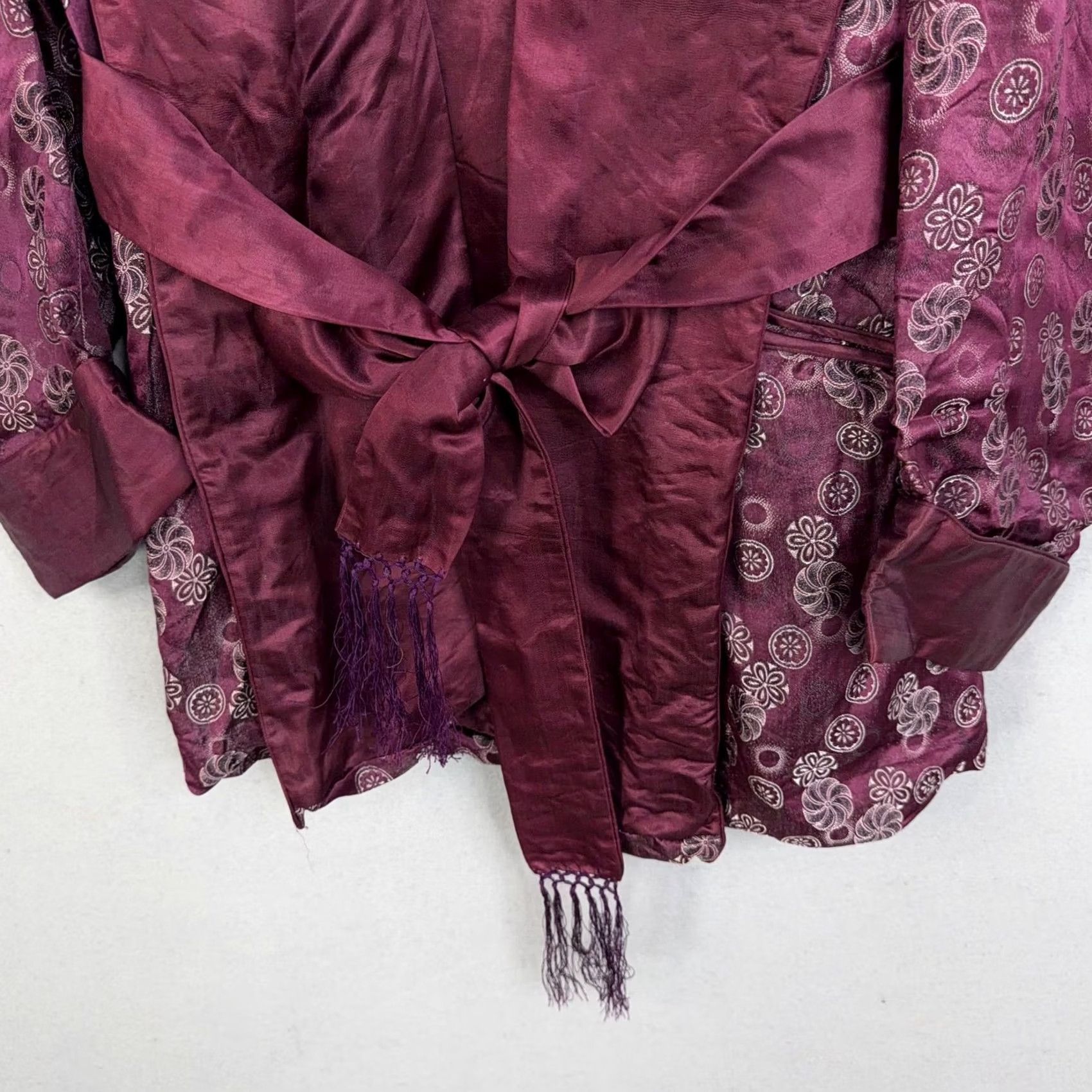 Vintage VINTAGE Satin Robe Womens Medium Purple Floral Kimono Tassel Belted Lounge Asian Size ONE SIZE - 3 Thumbnail
